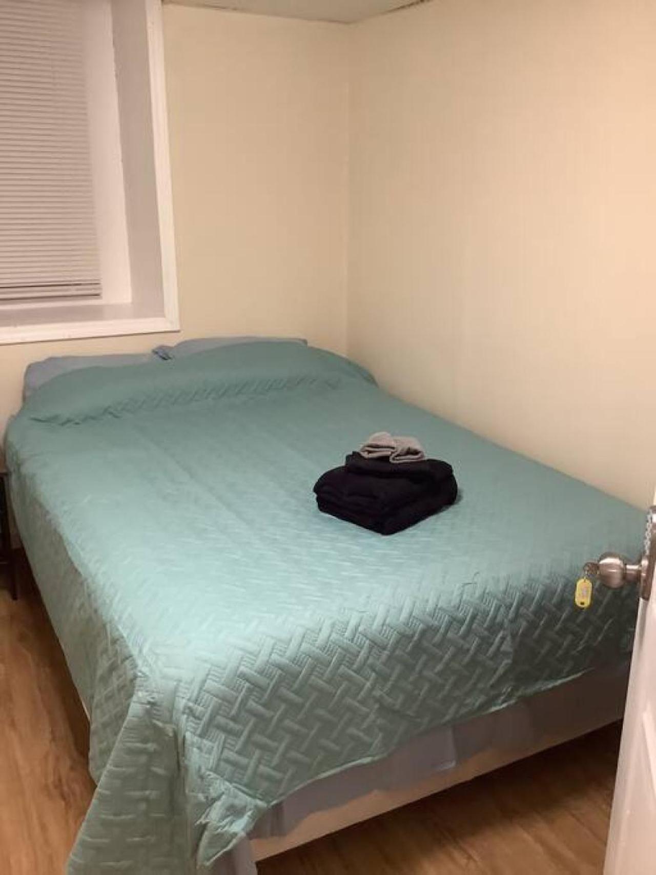 Cozy Apt near BU, Lourdes, UHS view 2