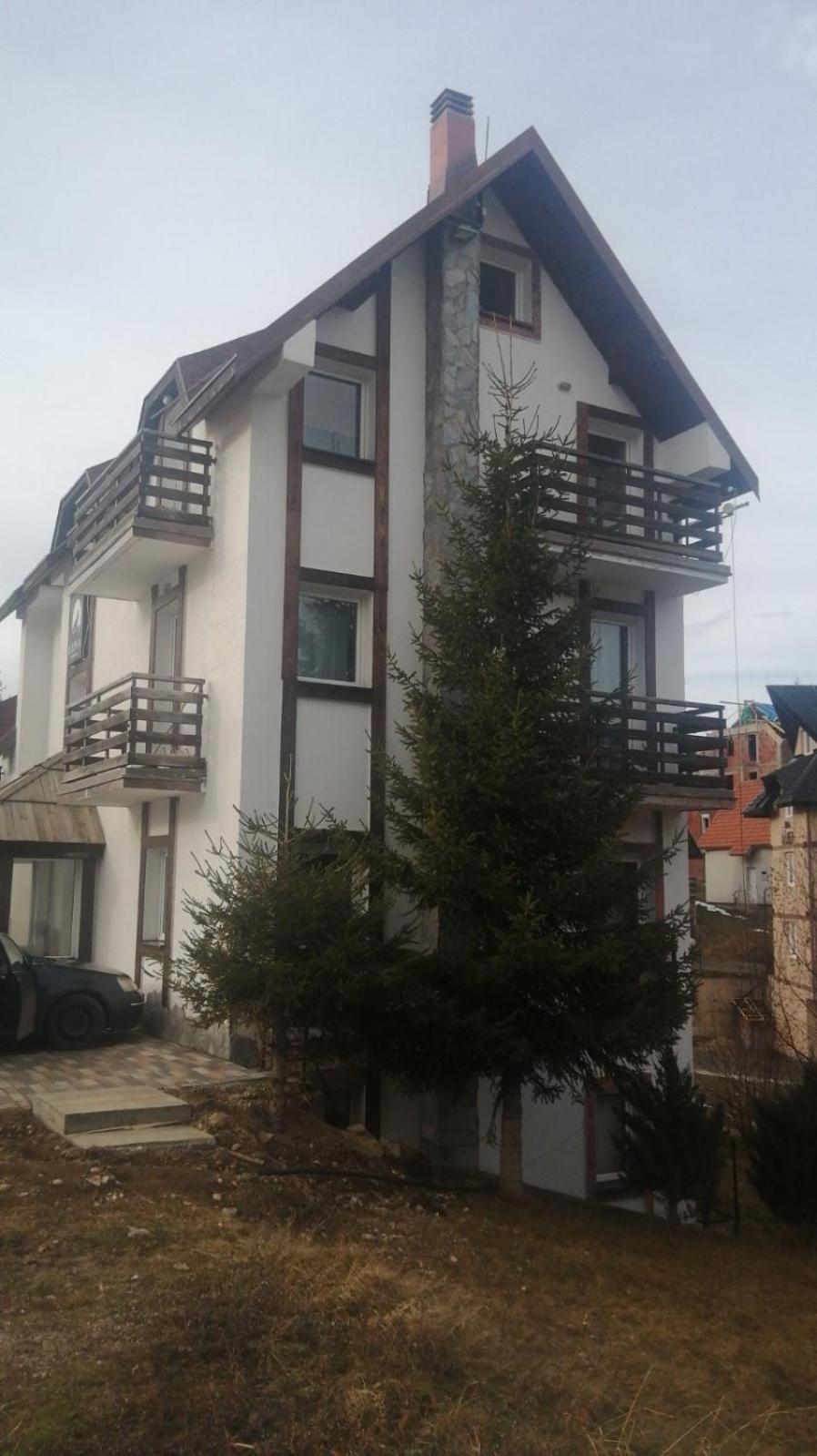 Luna Apartmani Kopaonik view 5
