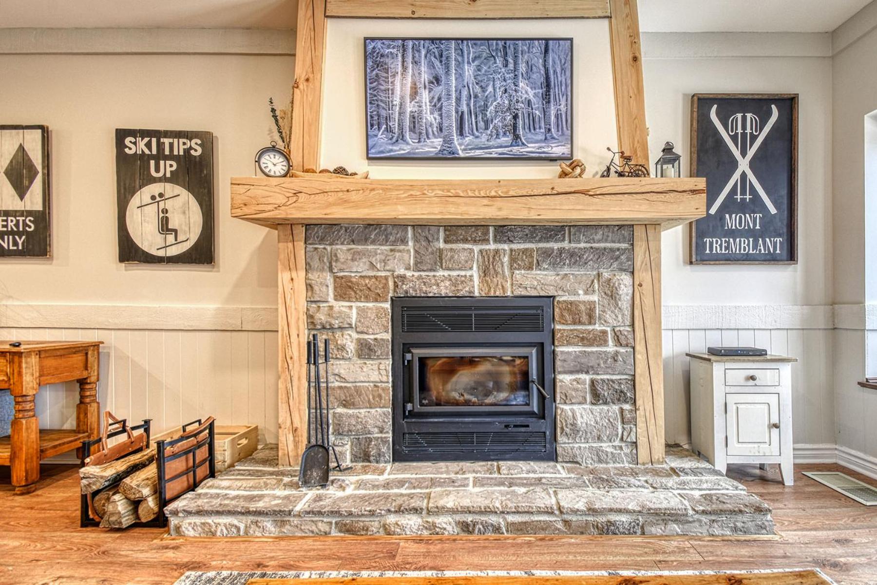 124 Algonquin - Ski In Out Tremblant Mountainside Chalet