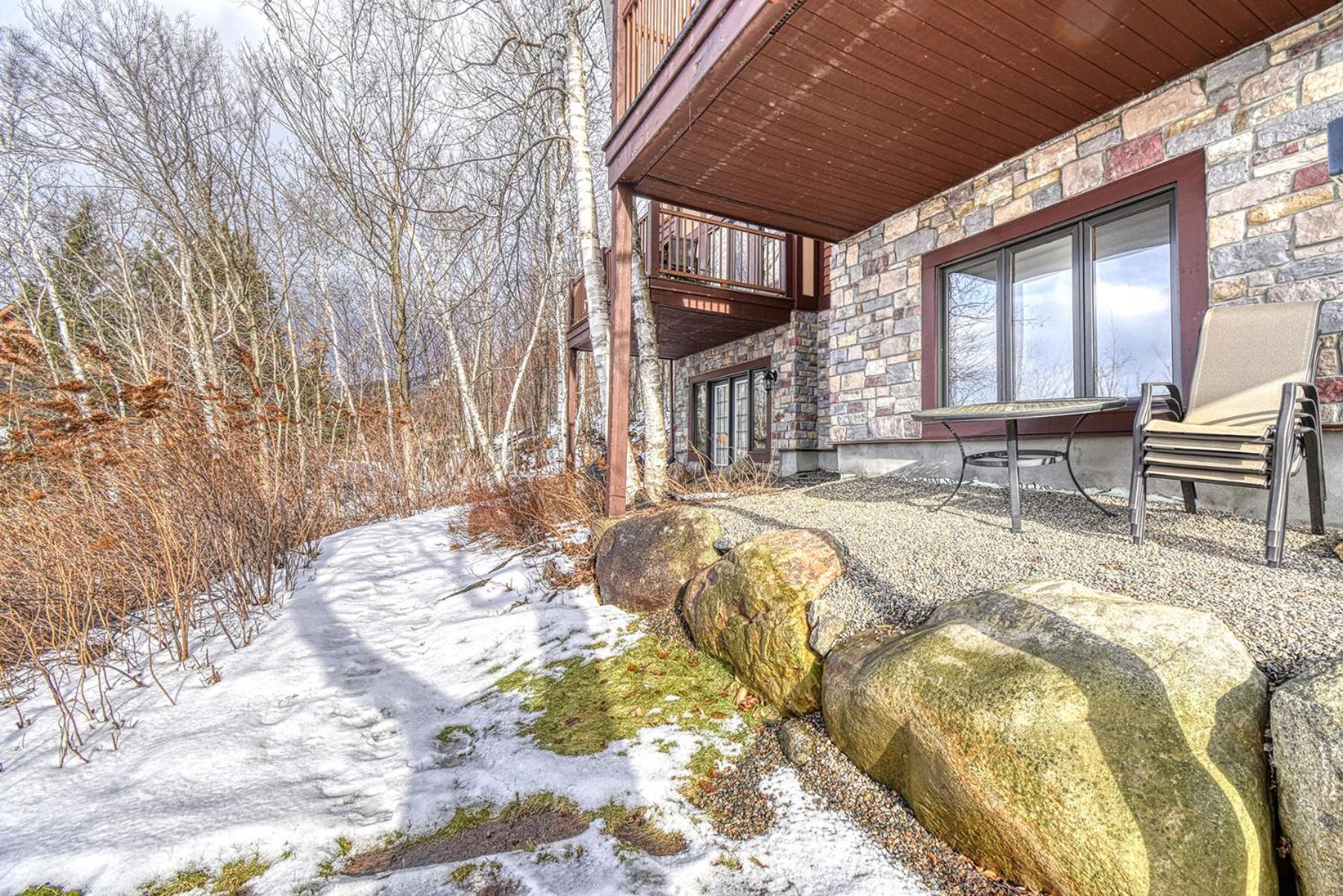 124 Algonquin - Ski In Out Tremblant Mountainside Chalet