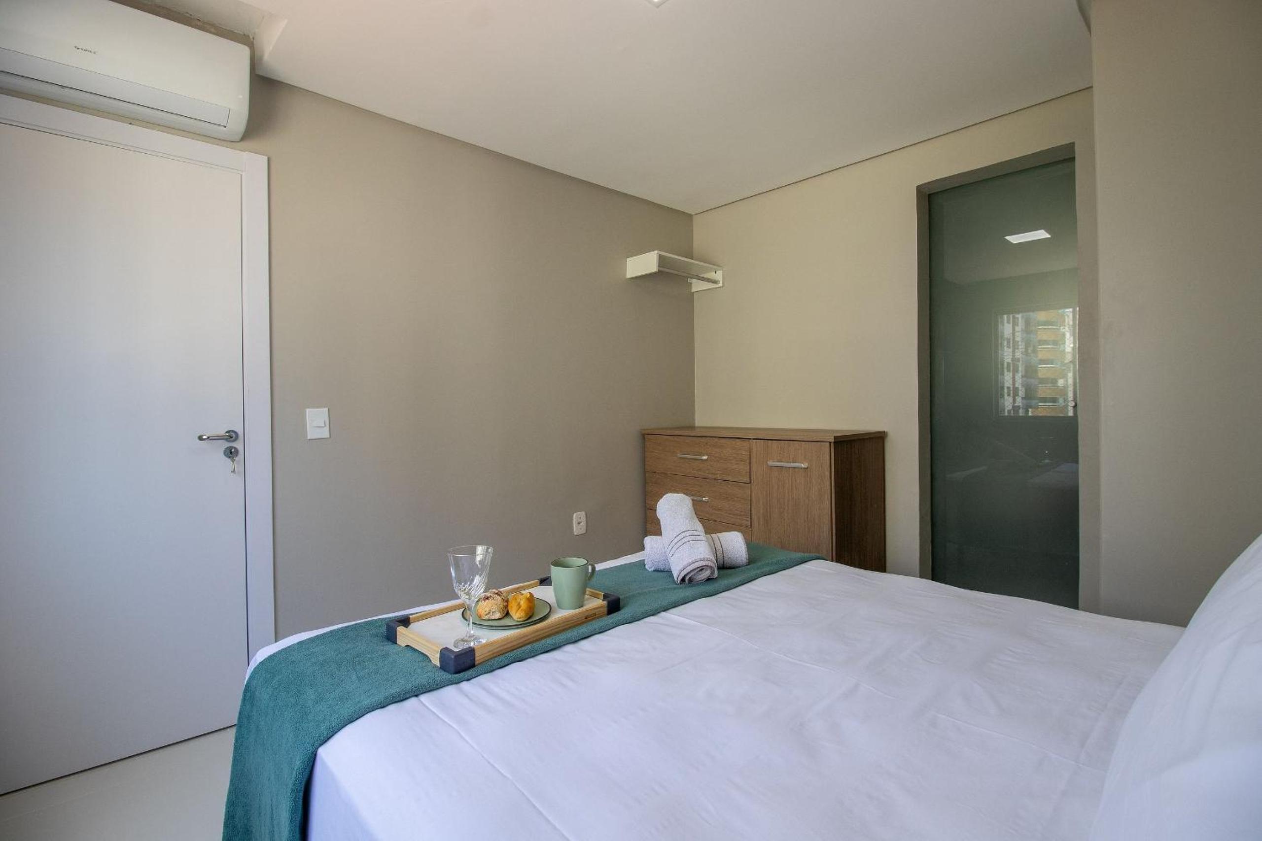 CB62 - Duplex, 4 Dorm Climatizados, Churrasqueira