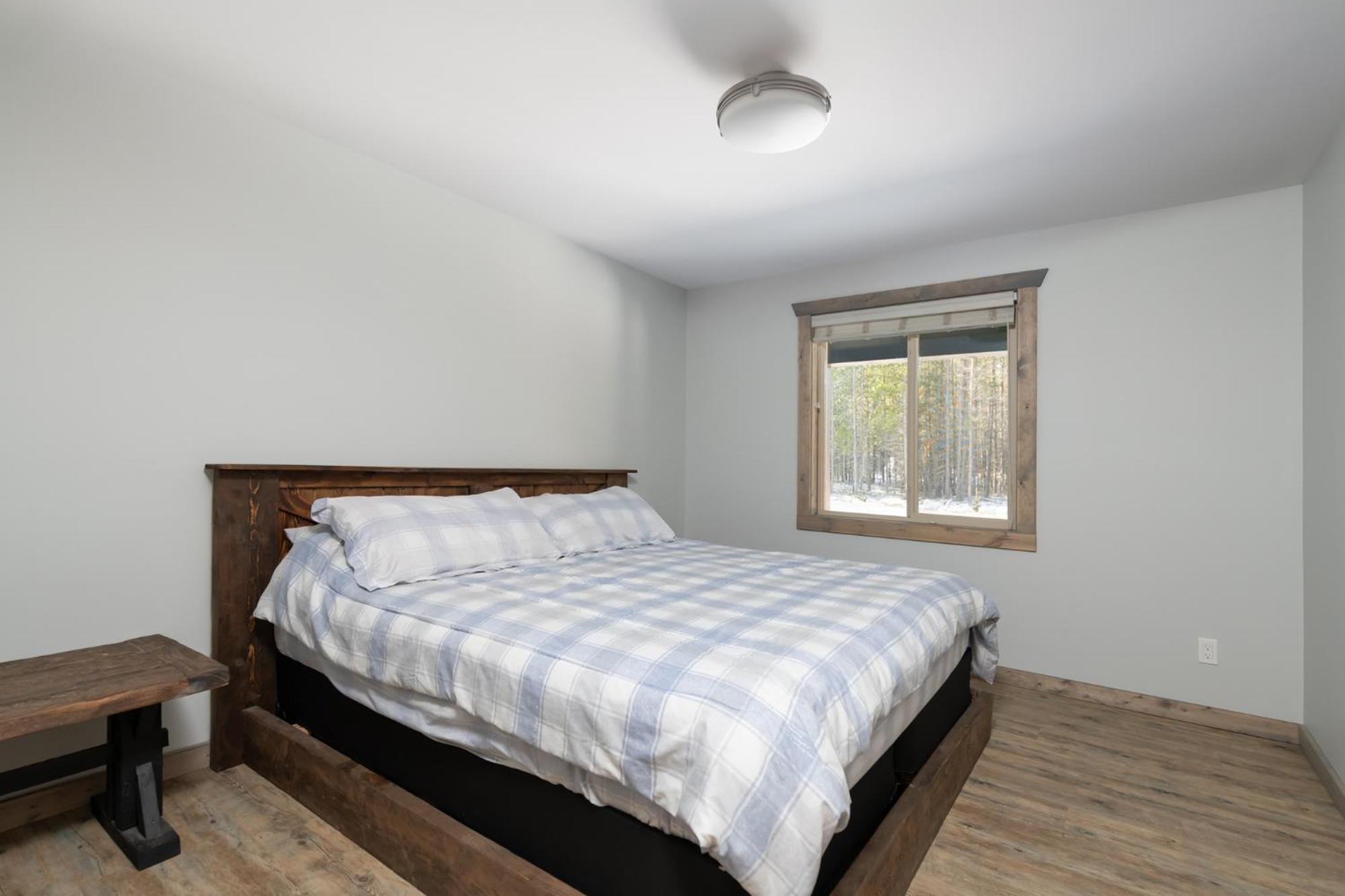The Antler Ridge Cabin