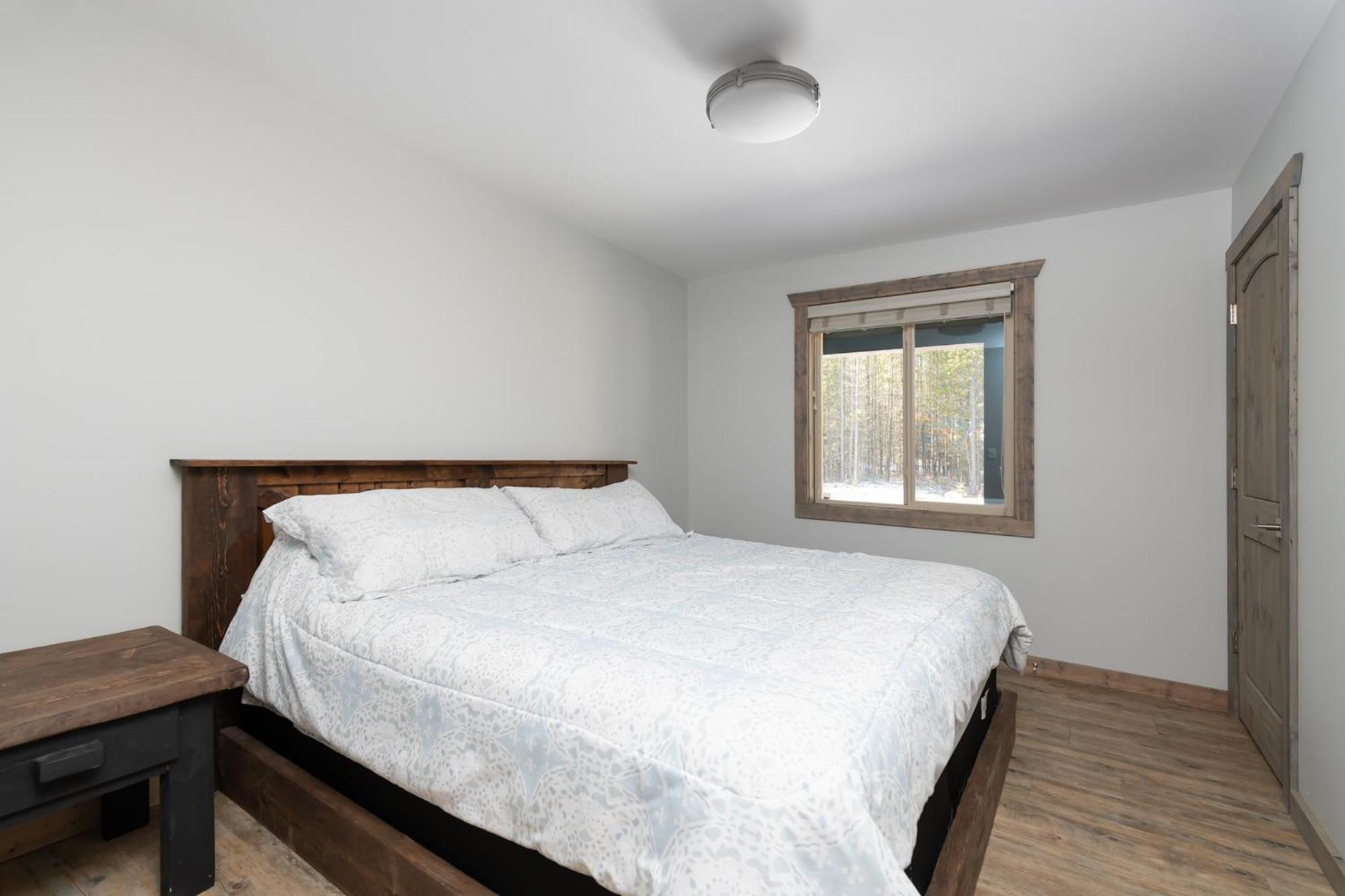The Antler Ridge Cabin