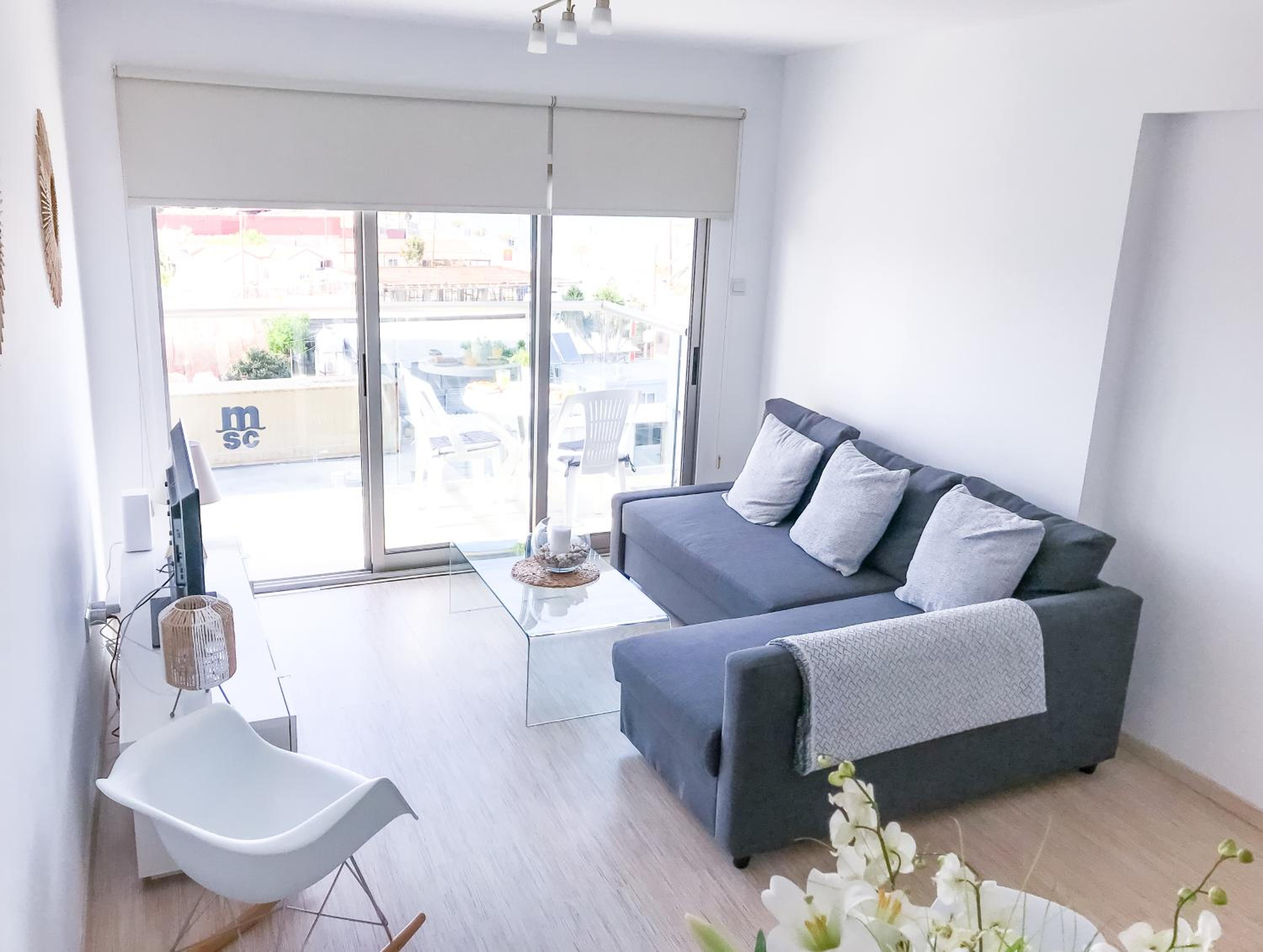 Seaview Apartment (Excellent Location)