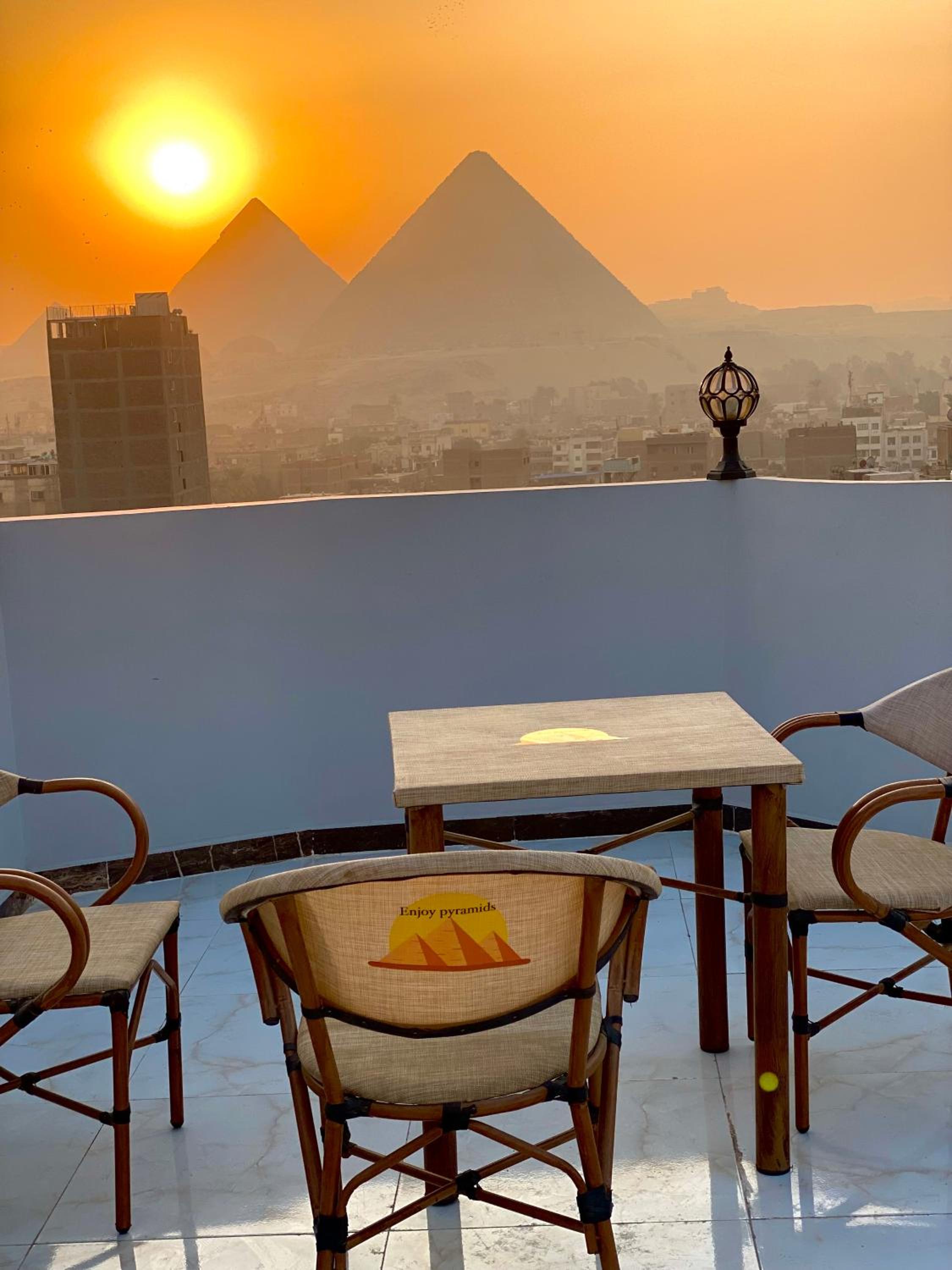 Hotel Enjoy pyramids Golden - Image 1