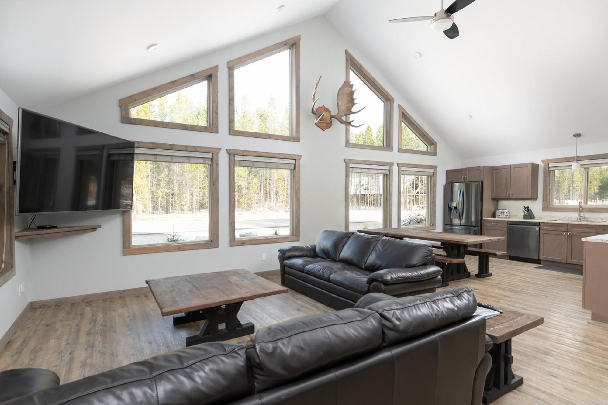 The Antler Ridge Cabin