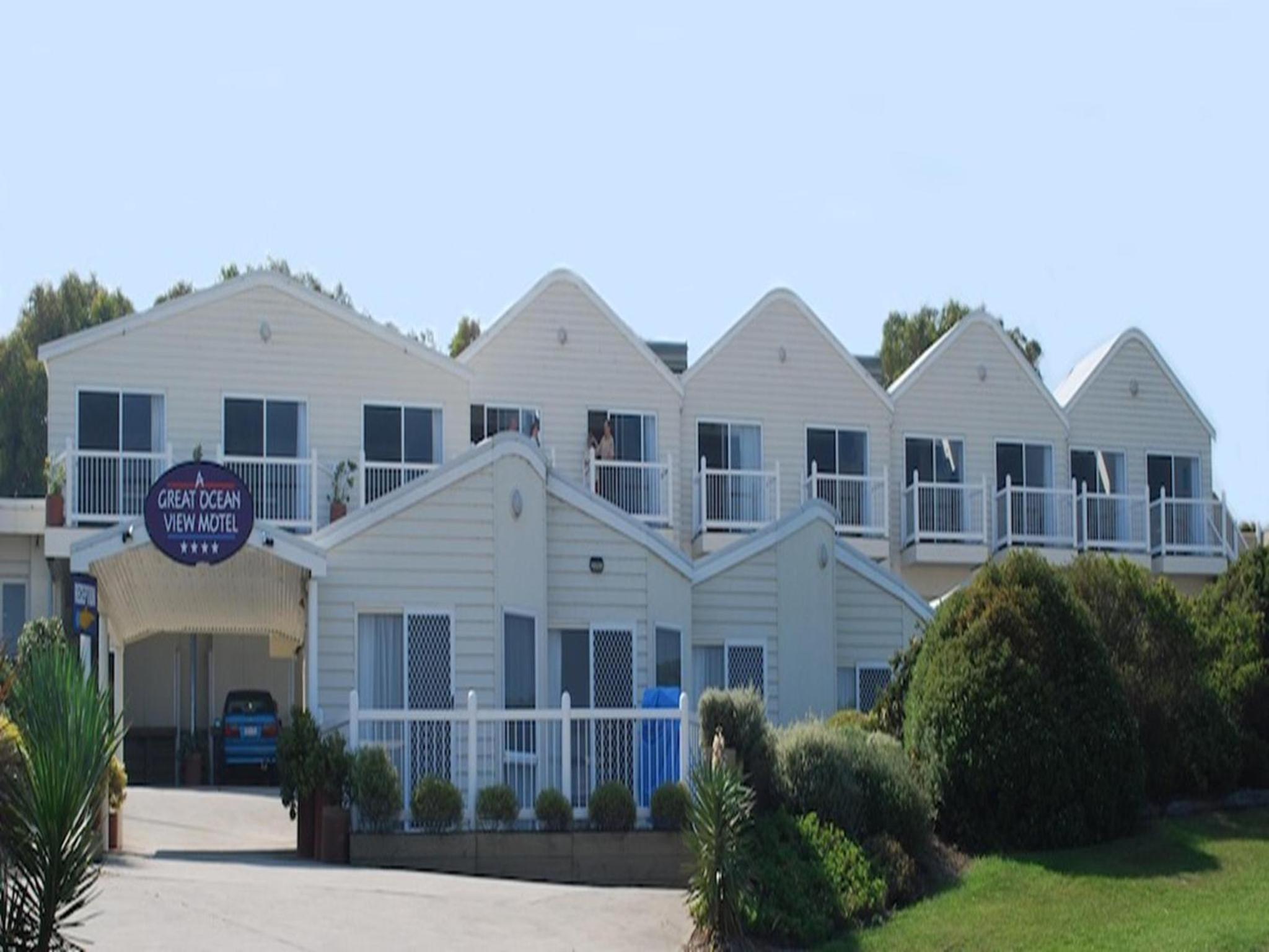 A Great Ocean View Motel