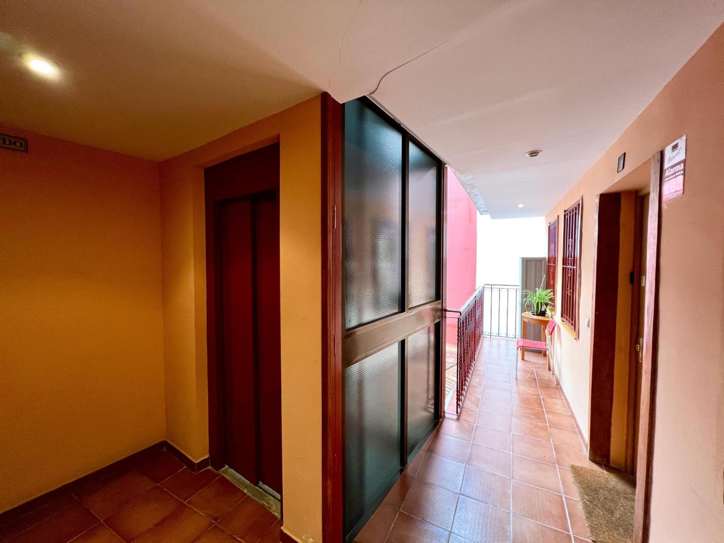 APARTMENT IN THE HEART OF MADRID-PISO EN MALASAÑA view 2