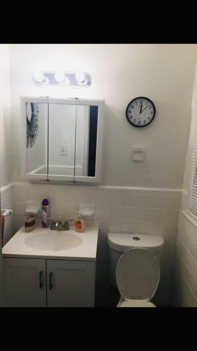 9 mins Tyler Perry Studios, Downtown & ATL airport