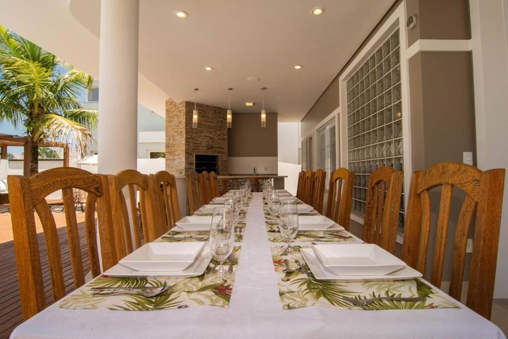 Casa Mansão Reveillon Jurerê In 100mts da praia