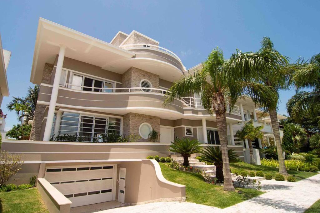 Casa Mansão Reveillon Jurerê In 100mts da praia