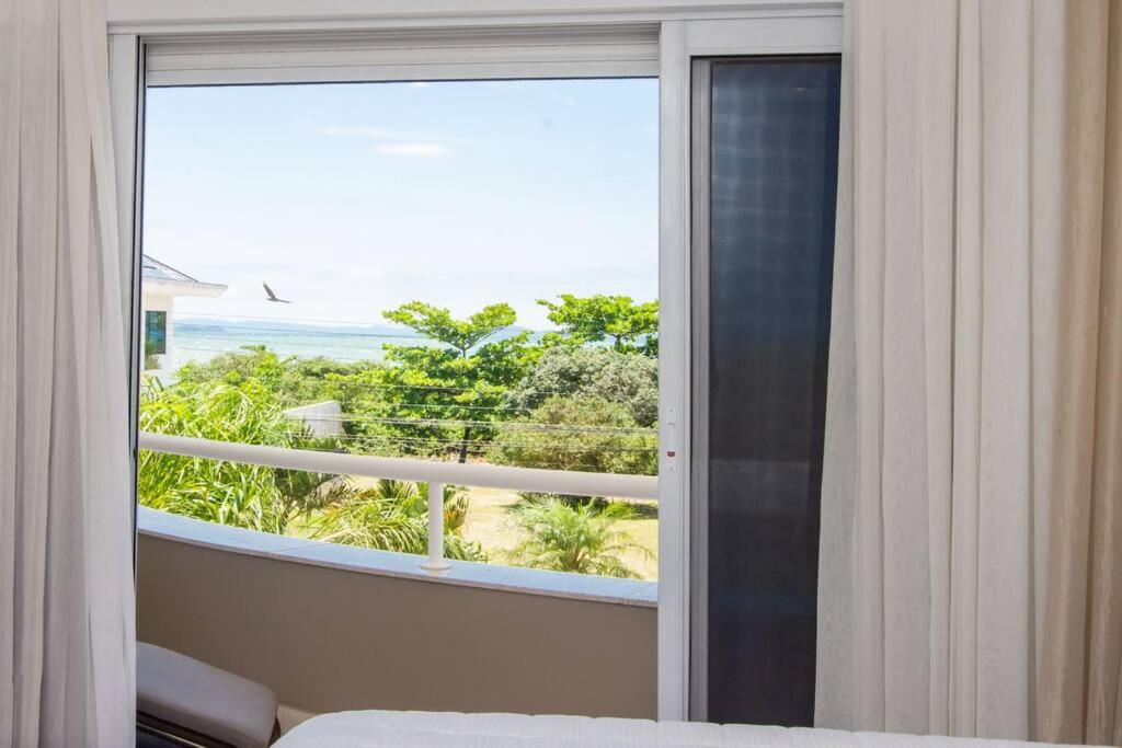 Casa Mansão Reveillon Jurerê In 100mts da praia