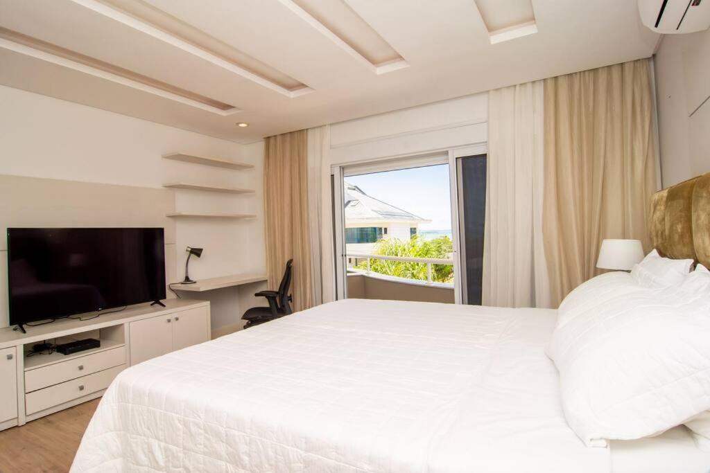 Casa Mansão Reveillon Jurerê In 100mts da praia