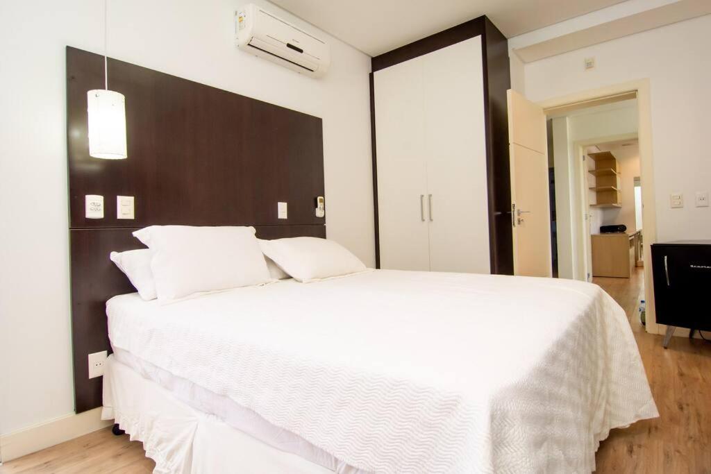 Casa Mansão Reveillon Jurerê In 100mts da praia