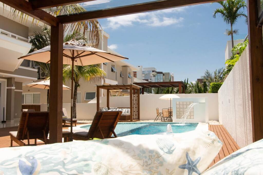 Casa Mansão Reveillon Jurerê In 100mts da praia