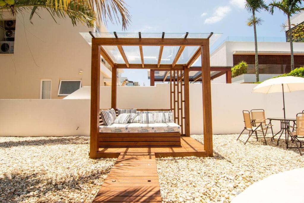 Casa Mansão Reveillon Jurerê In 100mts da praia