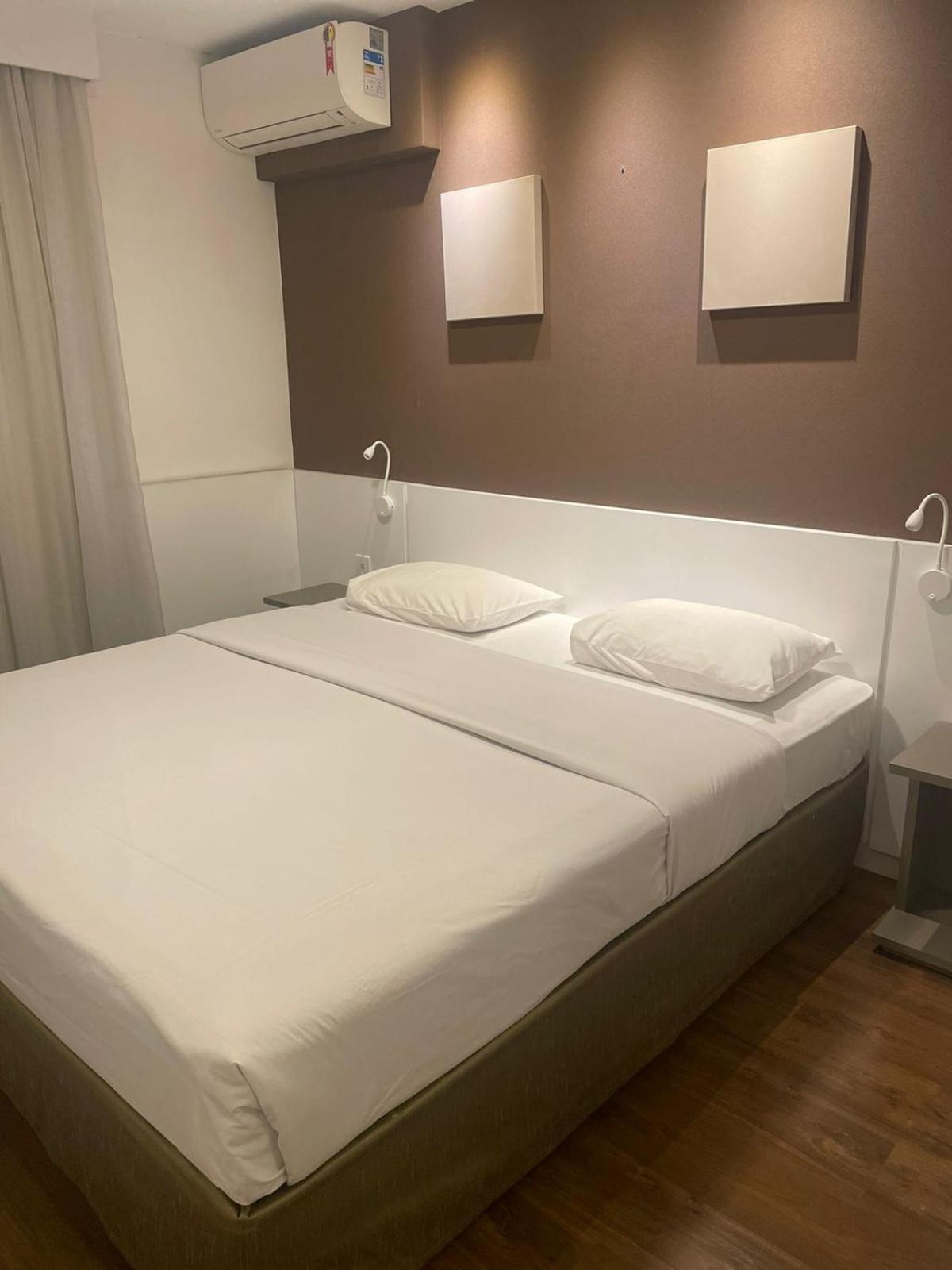 Saint Lawrence Flat - 41