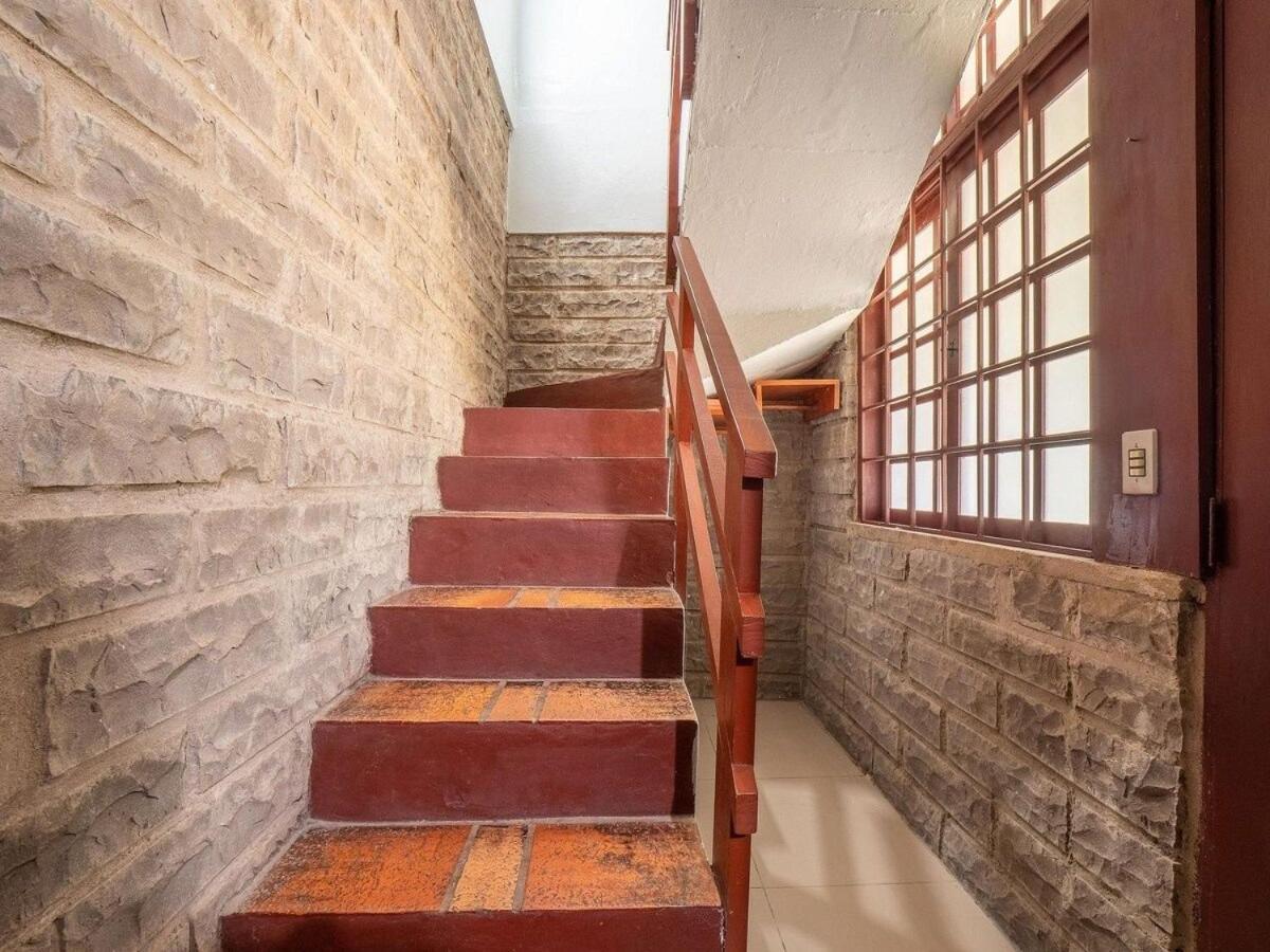 Vista Real 102 - Apartamento à 4 minutos da Rua Co view 2