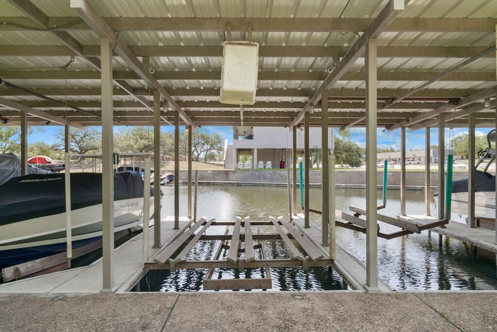 Lake LBJ Lakefront Condo Getaway view 4
