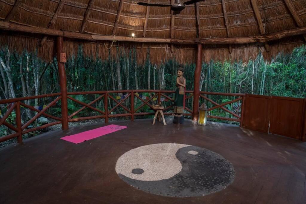Hermosa VILLA con espacios de naturaleza y yoga view 4