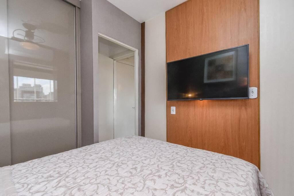 Flat sensacional 5 pessoas em condomínio moderno 2 suites climatizados