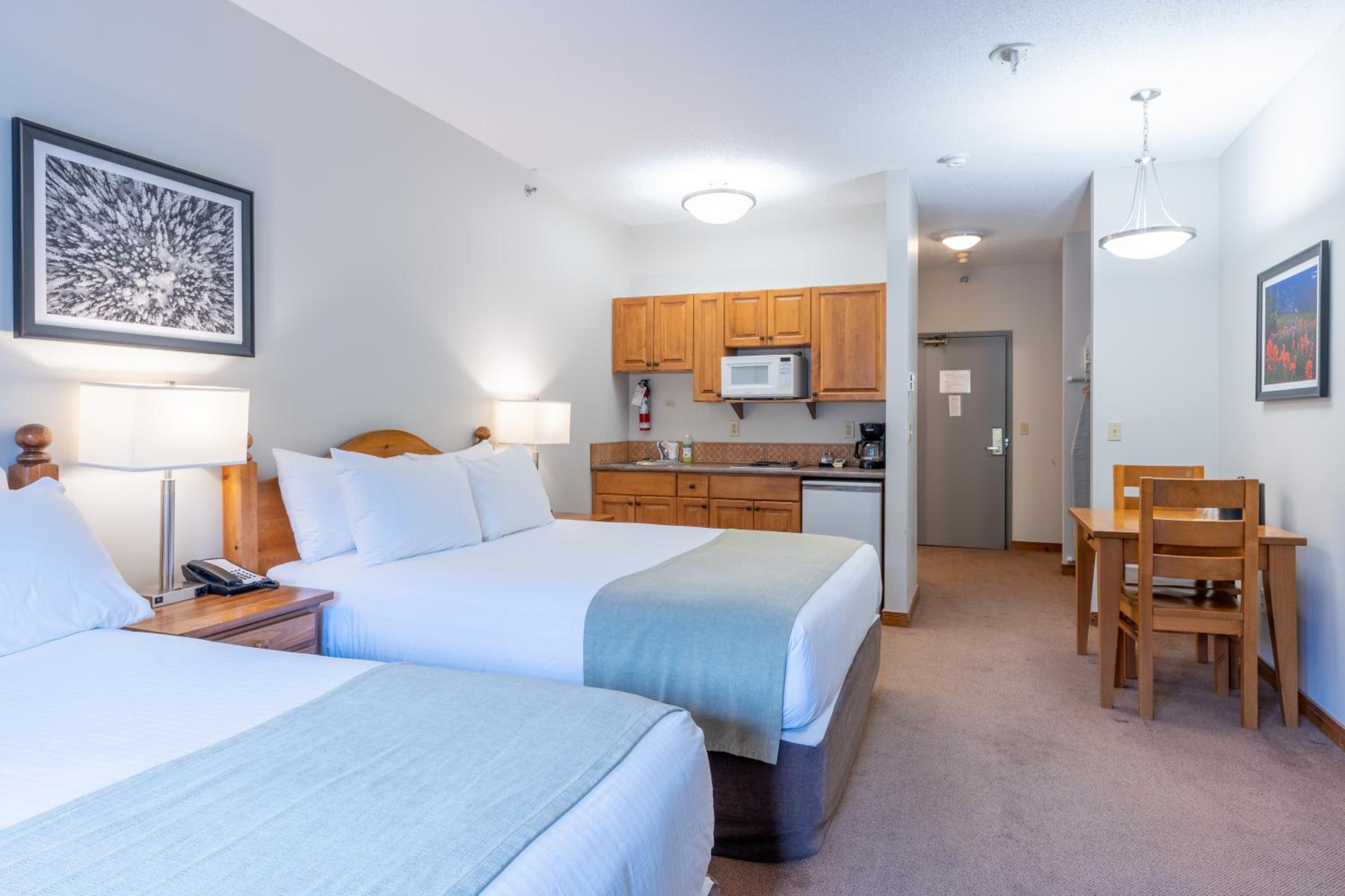 Sun Peaks Vacations - Sundance Lodge - Property Image 7