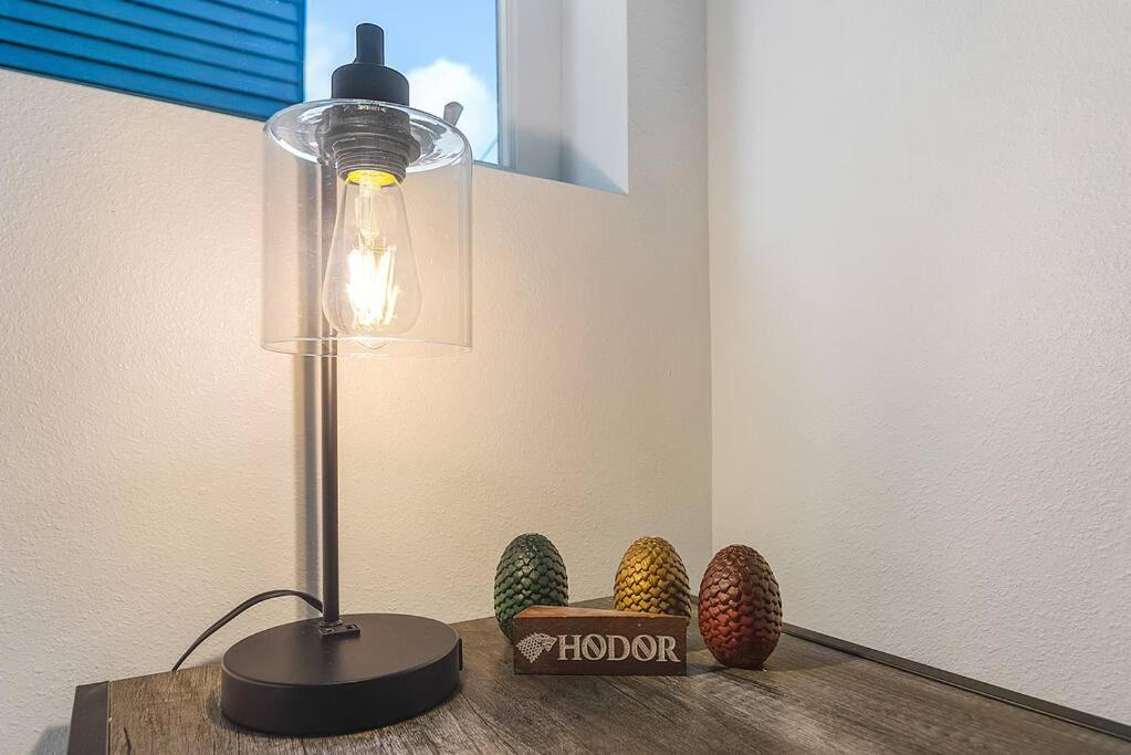 Seattle Vacations - Meleys' Crimson Keep: Driftmark's Suite - Property Image 2