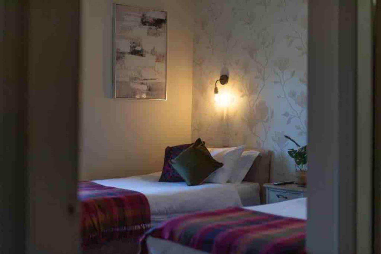 Tranquil Appleby Retreat for 6 Guests with Hot Tub view 5