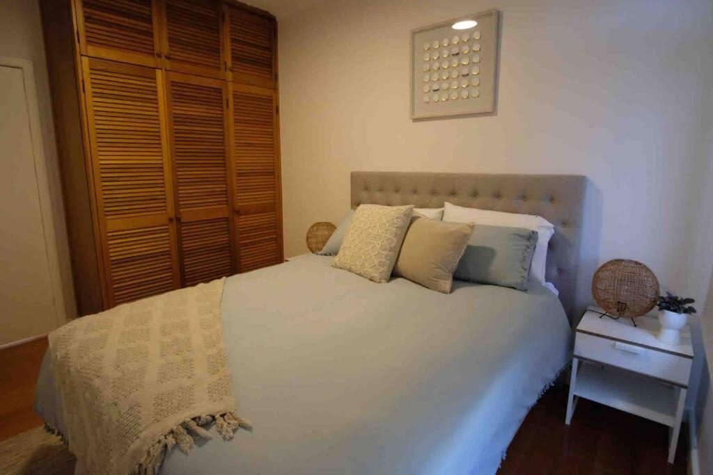 Sea La Vie, Pristine Water View Retreat