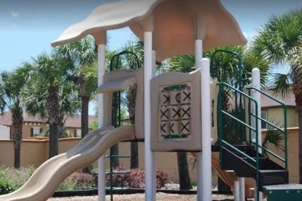 Vashay's Lovely vacation pad at Disney