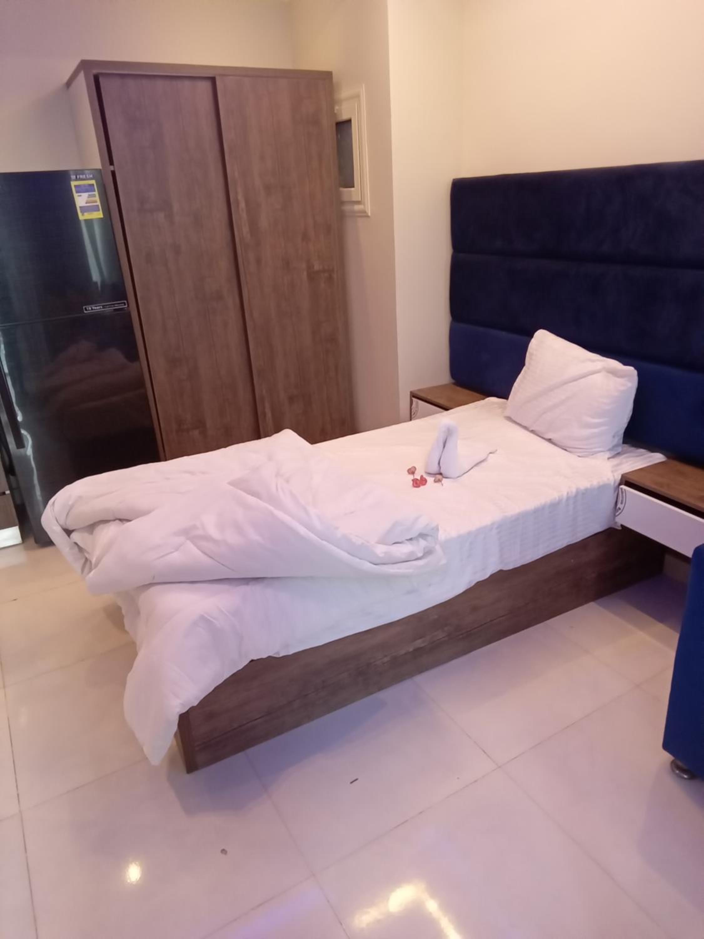 Casablanca star for families and couples only