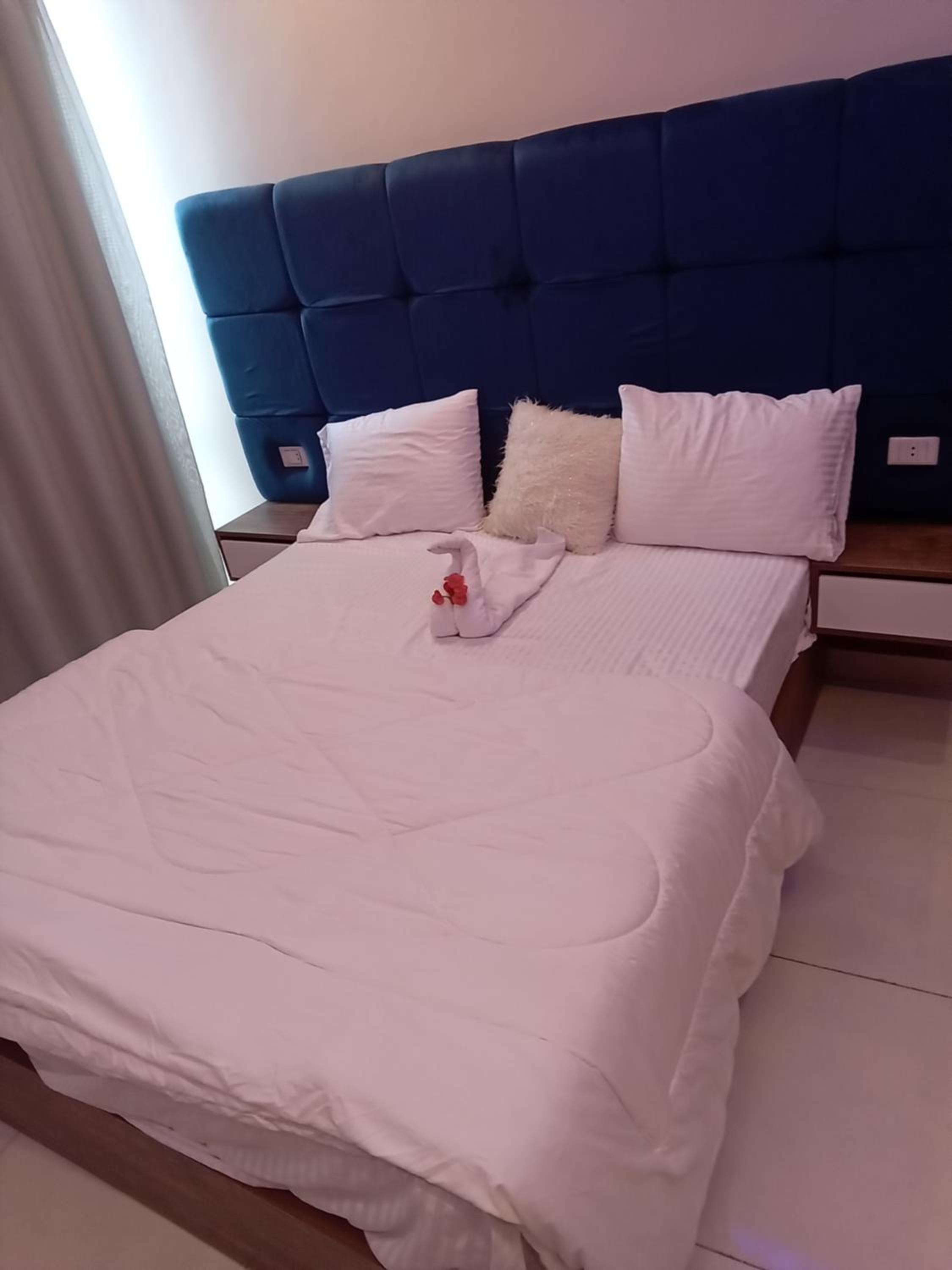 Casablanca star for families and couples only