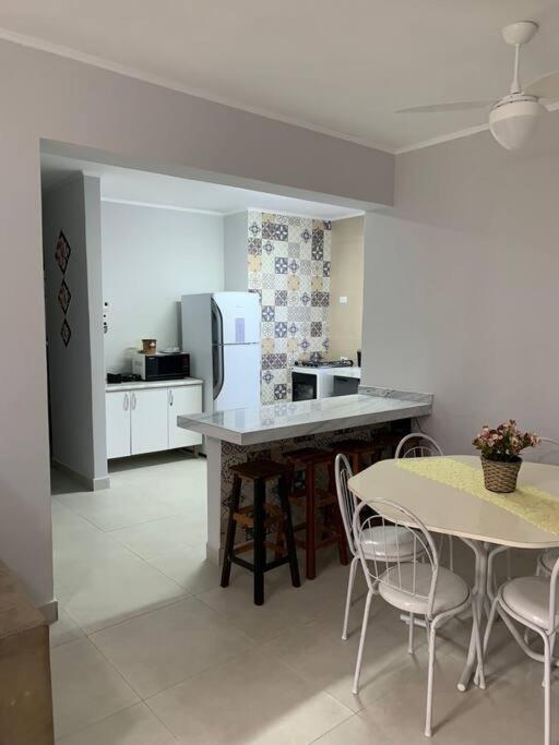 Apartamento em Caraguatatuba