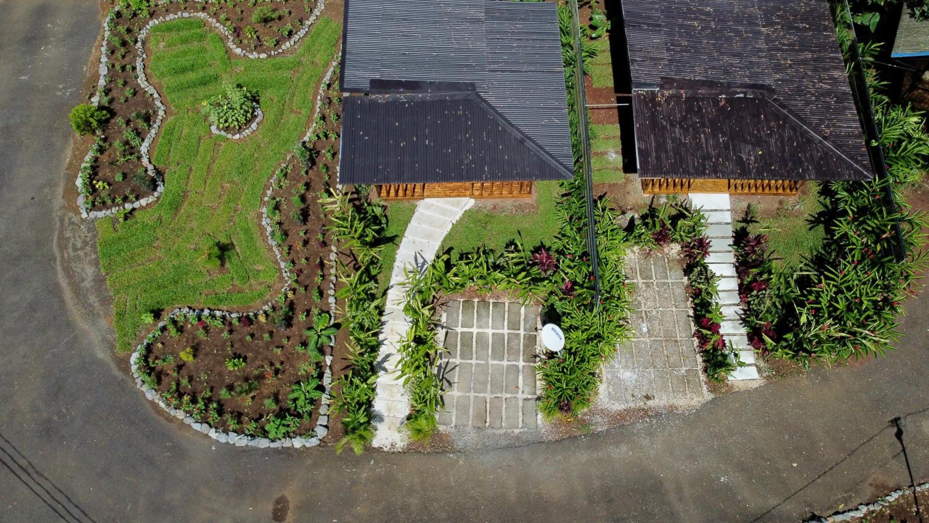 Almendros Eco-Villas