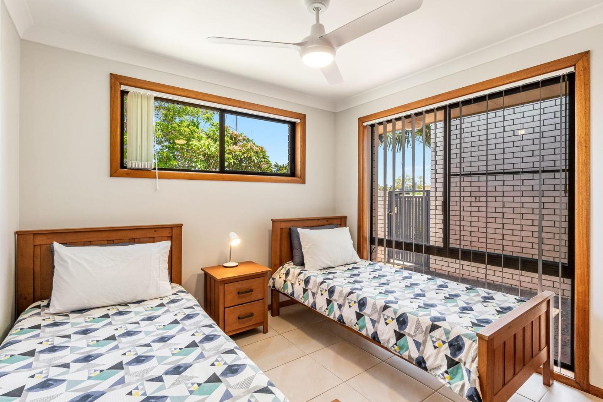 Peninsula Court Unit 1 - Relaxation on the Water - Holiday Yamba