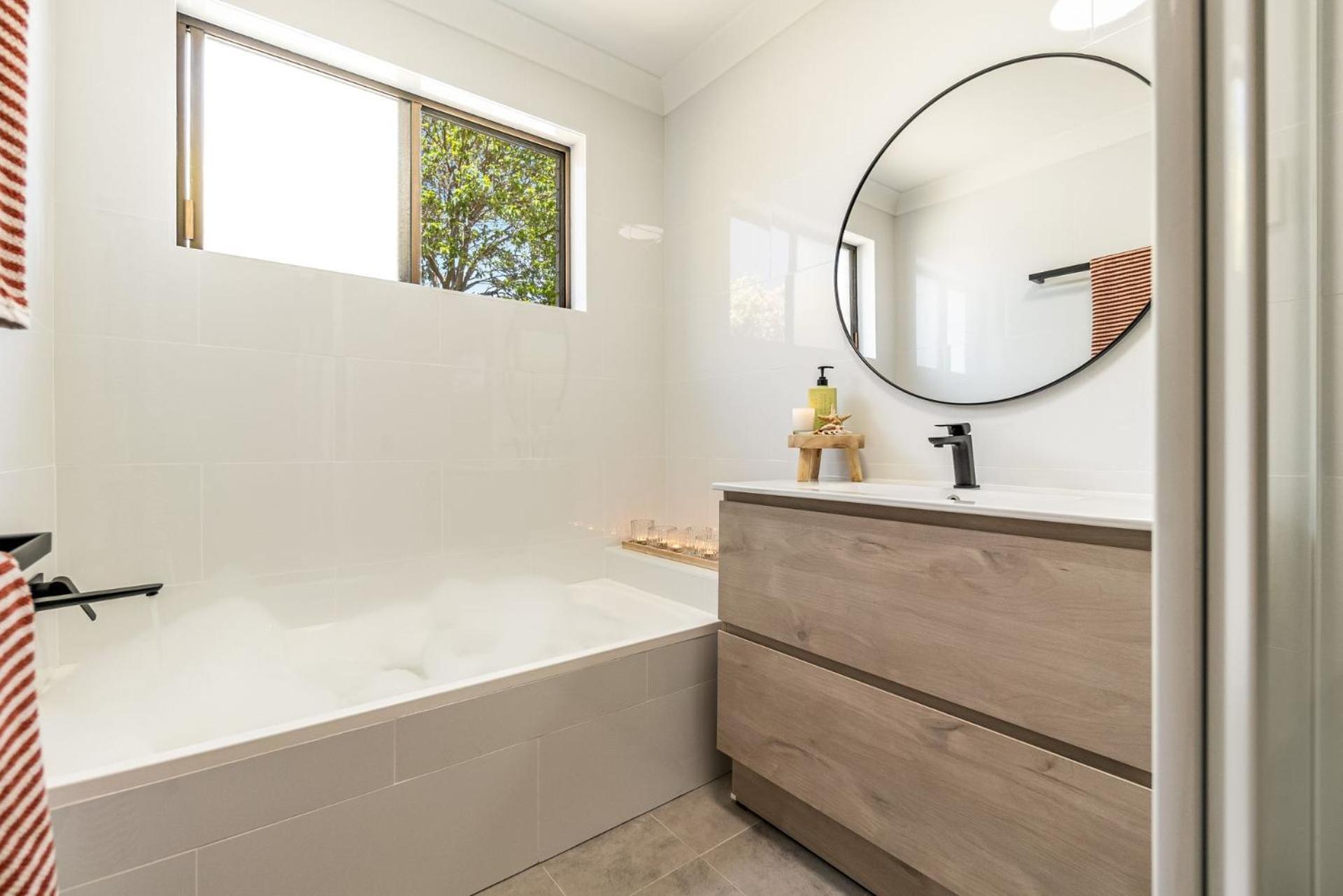 Peninsula Court Unit 1 - Relaxation on the Water - Holiday Yamba