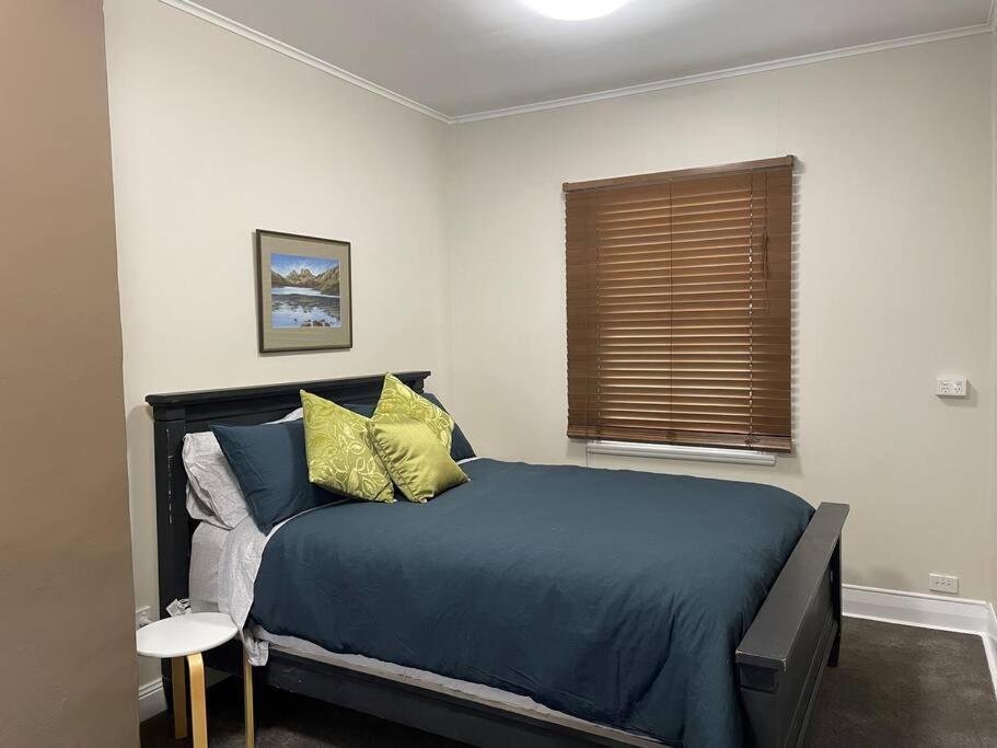 Mimosa Cottage