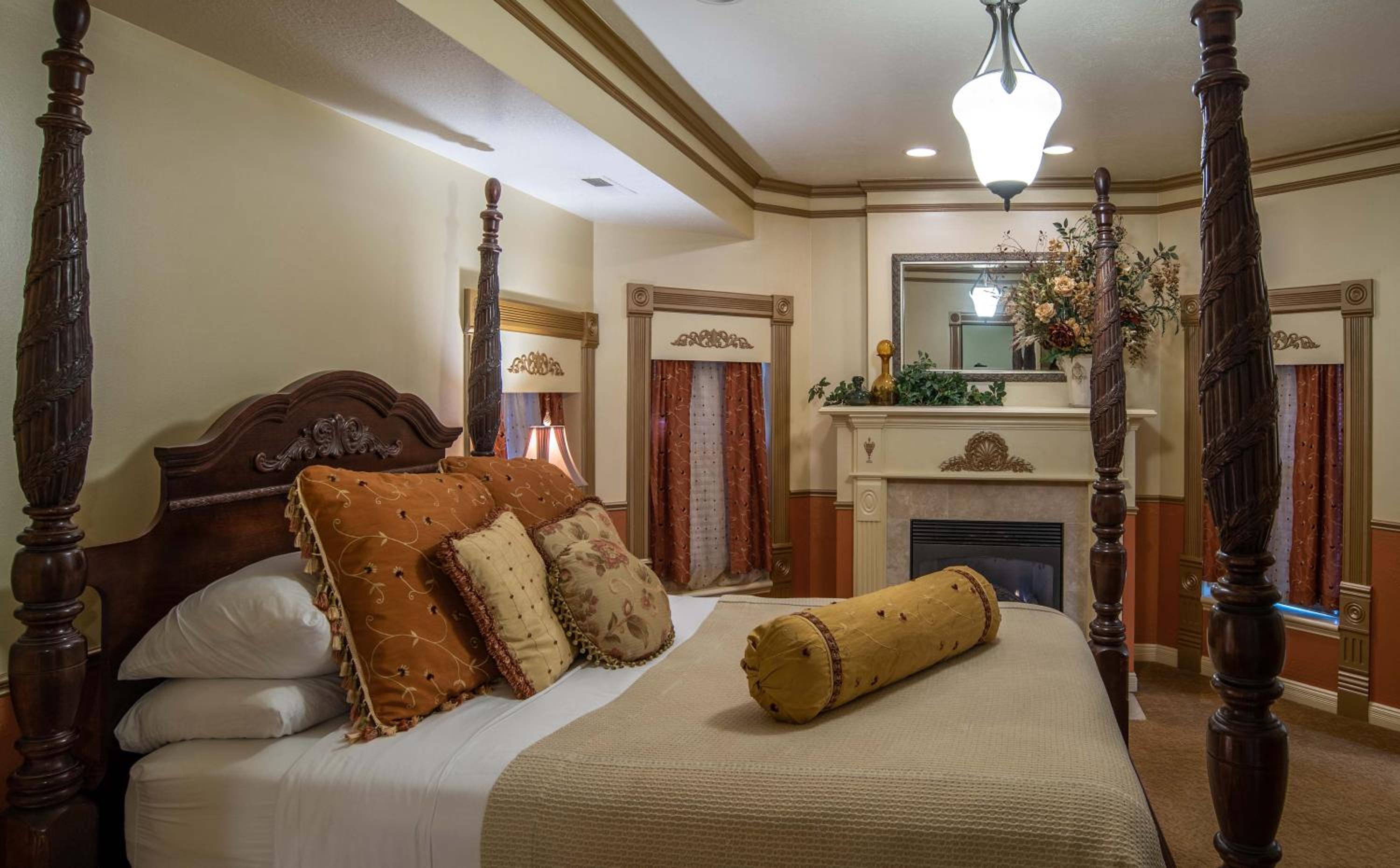 Logan Vacations - The Anniversary Inn - Logan - Property Image 6