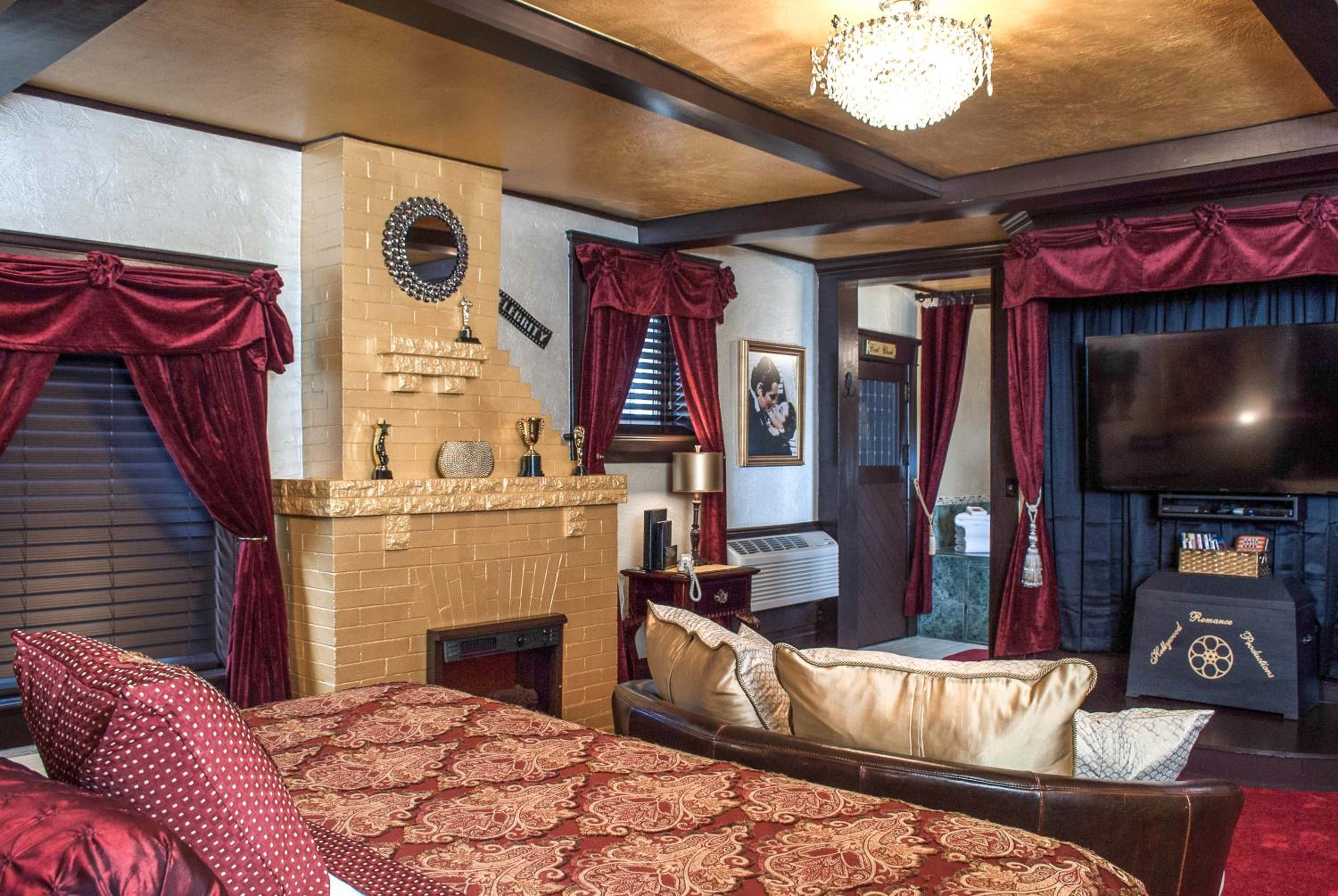 Logan Vacations - The Anniversary Inn - Logan - Property Image 29