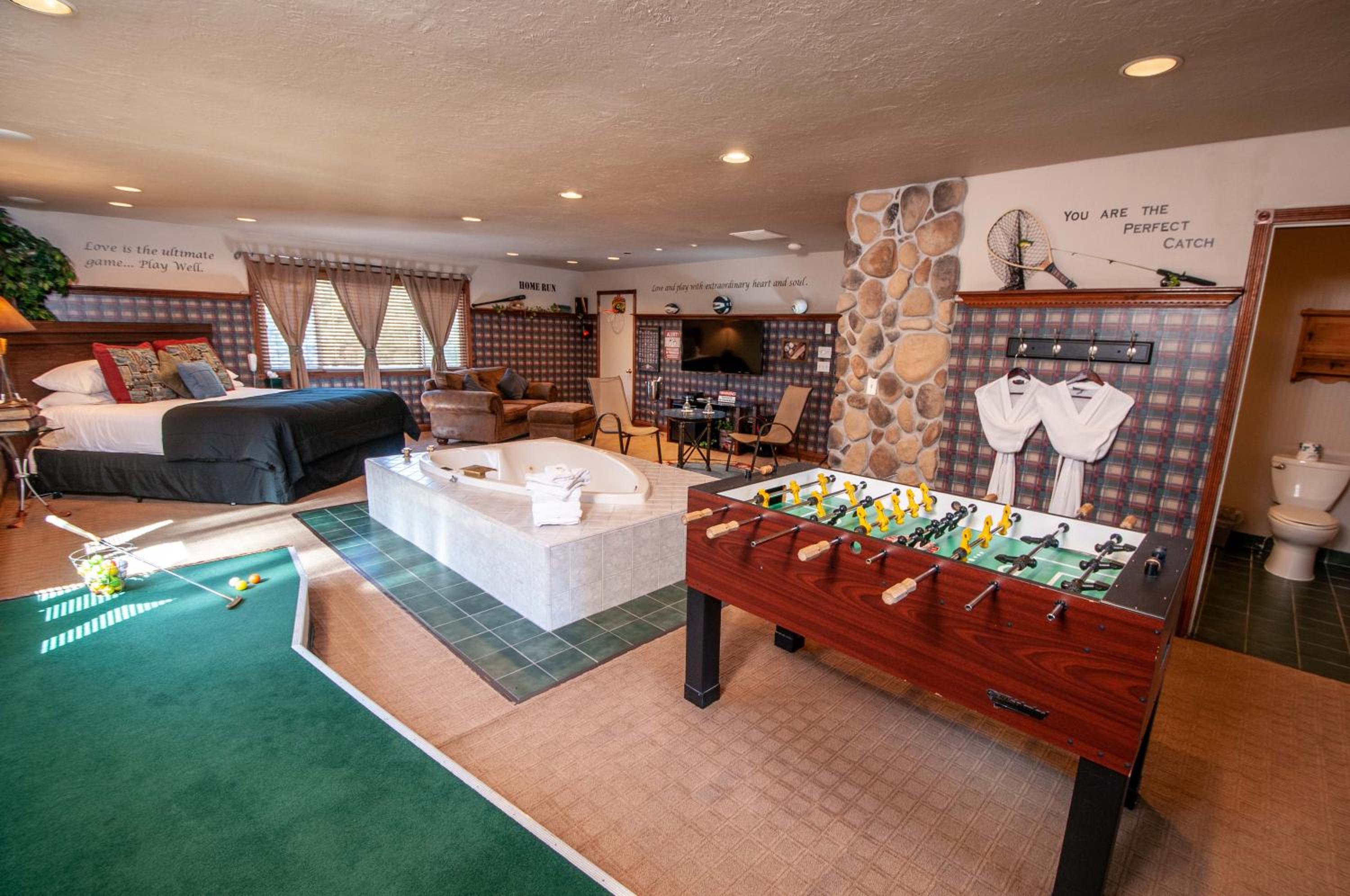Logan Vacations - The Anniversary Inn - Logan - Property Image 79