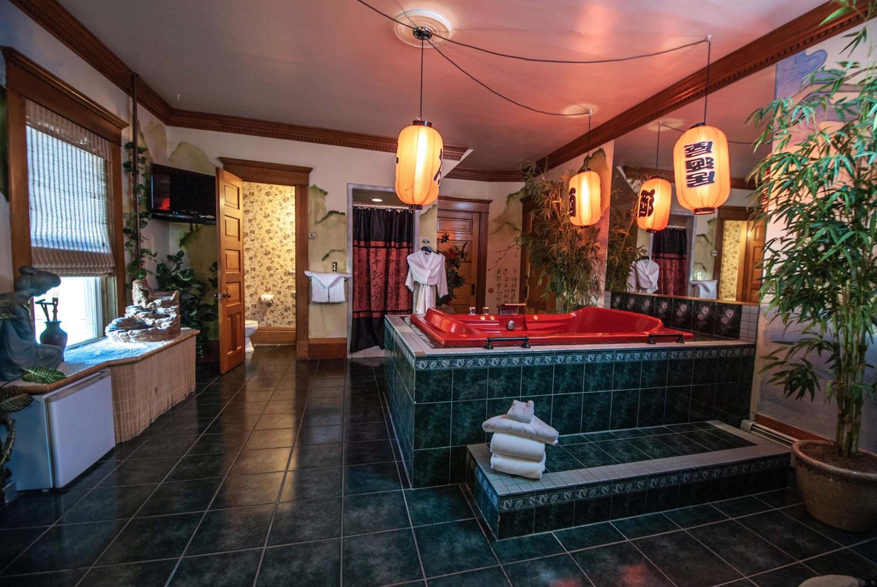 Logan Vacations - The Anniversary Inn - Logan - Property Image 100