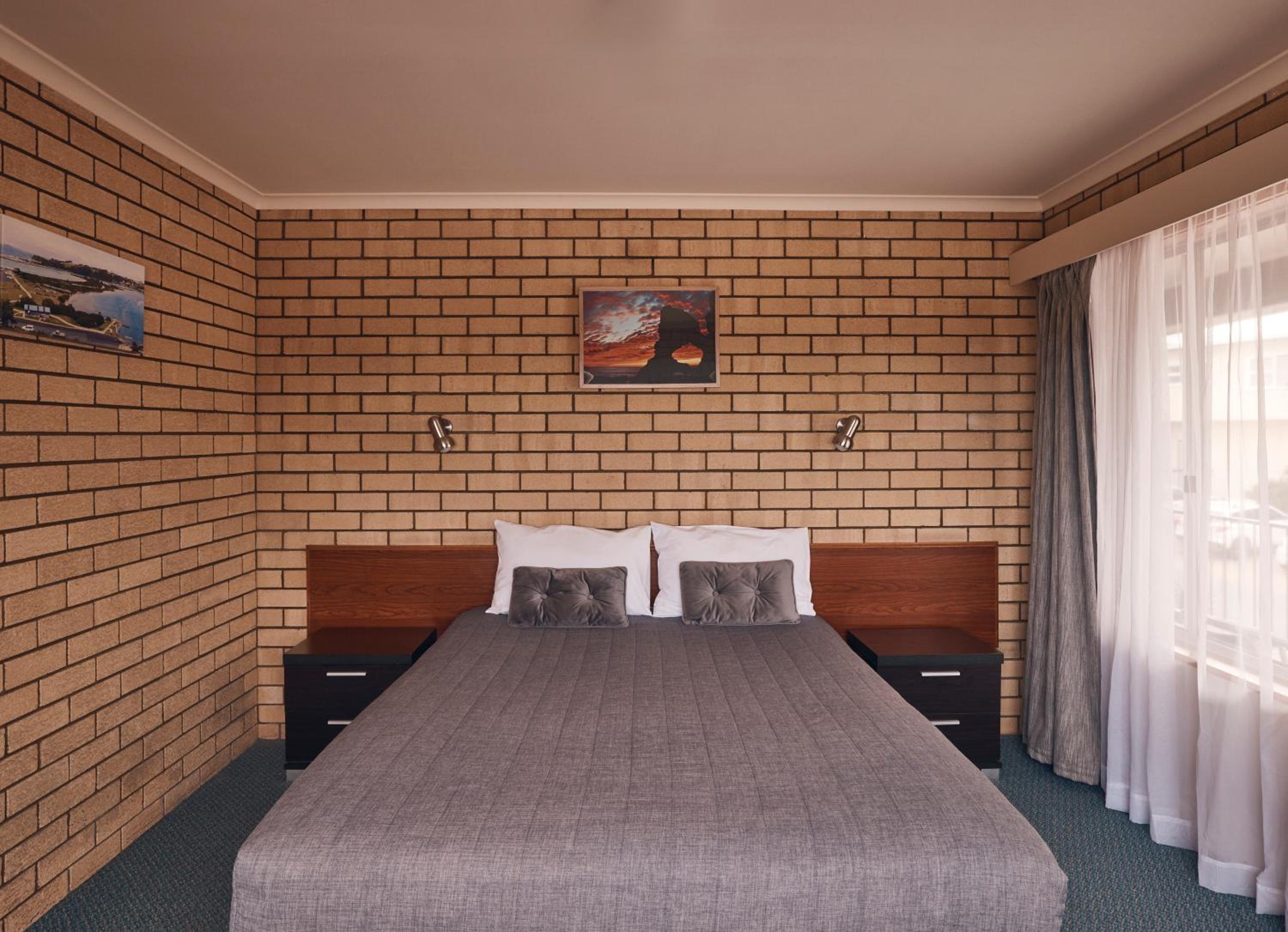Coastal Comfort Motel