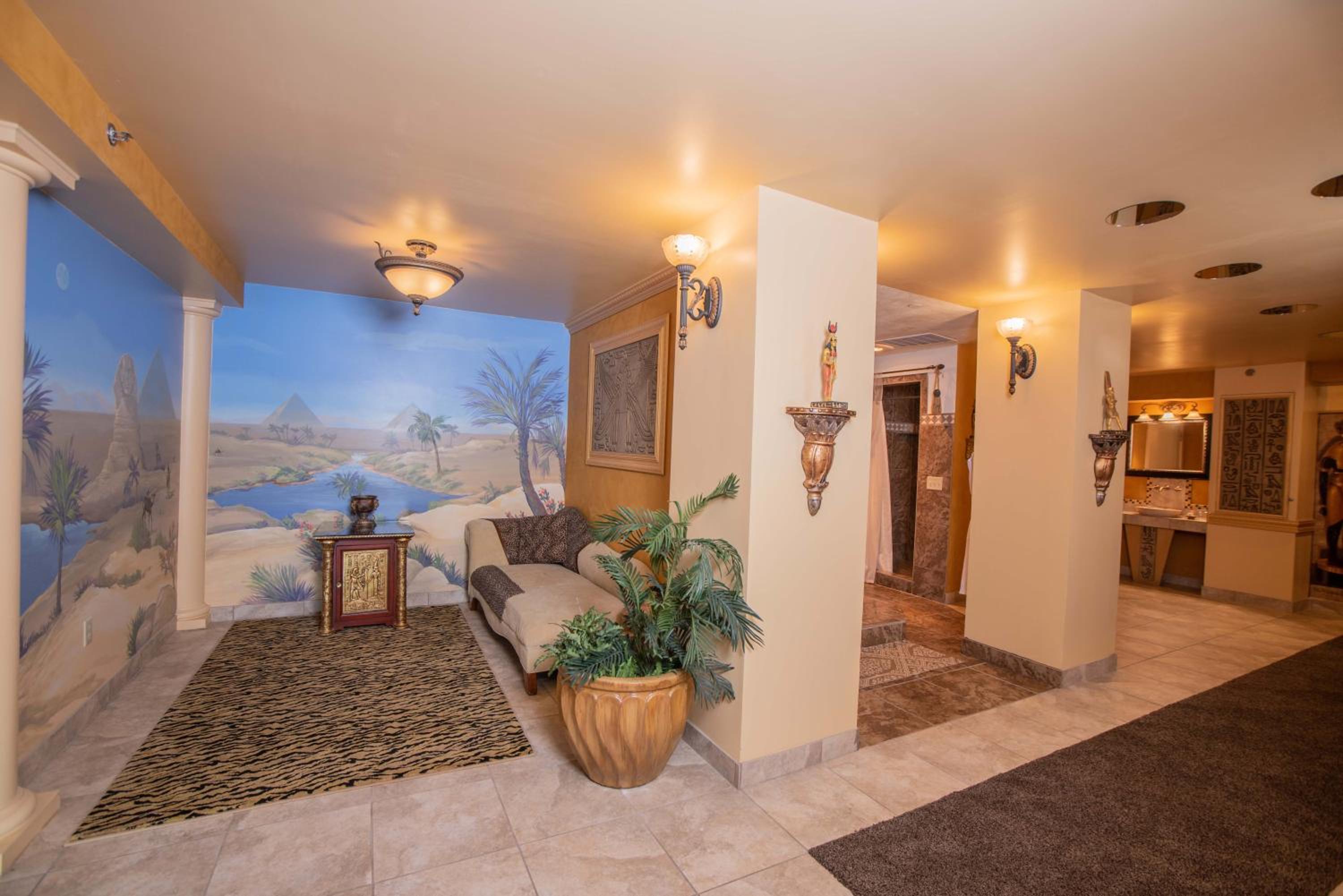 Logan Vacations - The Anniversary Inn - Logan - Property Image 141