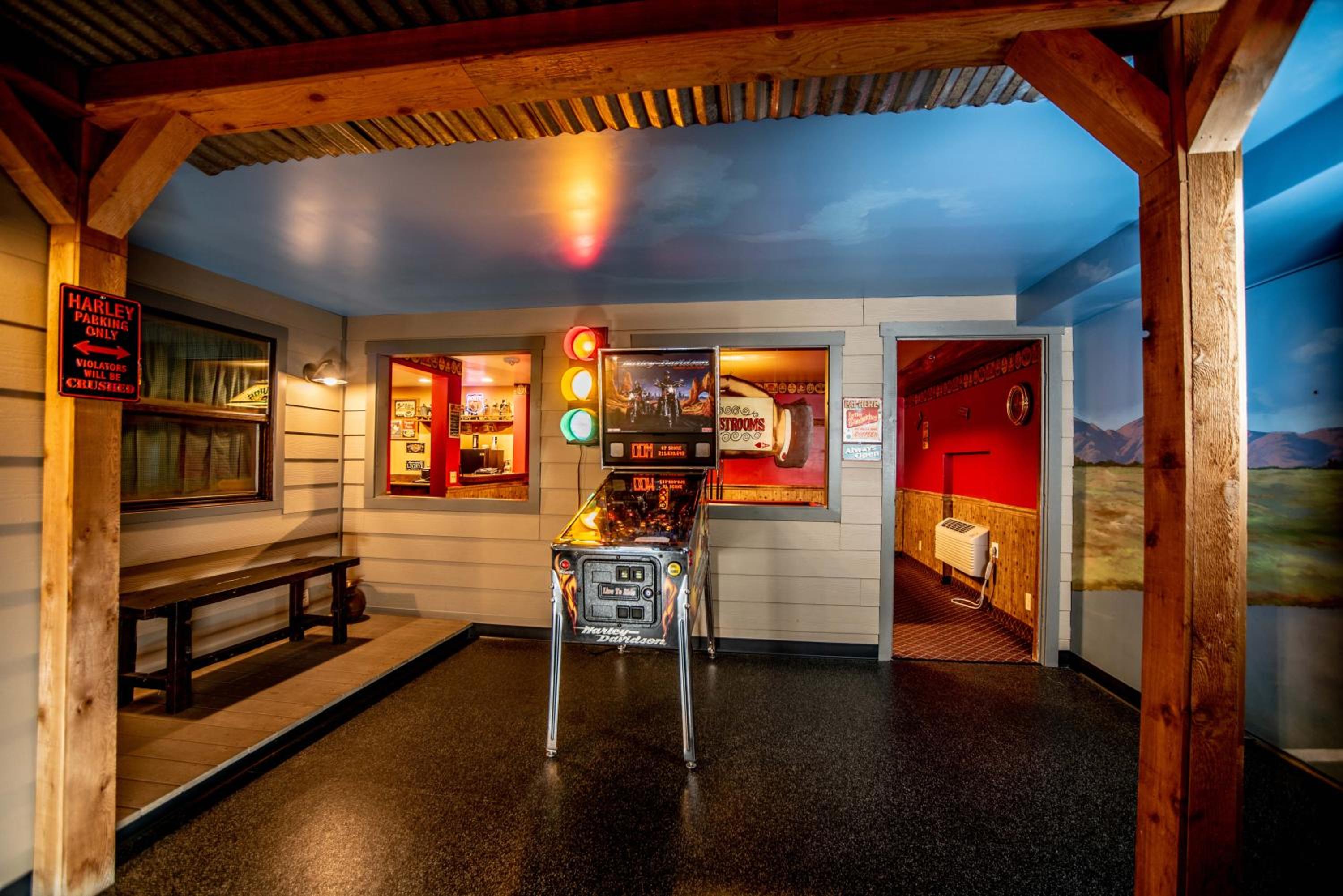Logan Vacations - The Anniversary Inn - Logan - Property Image 163