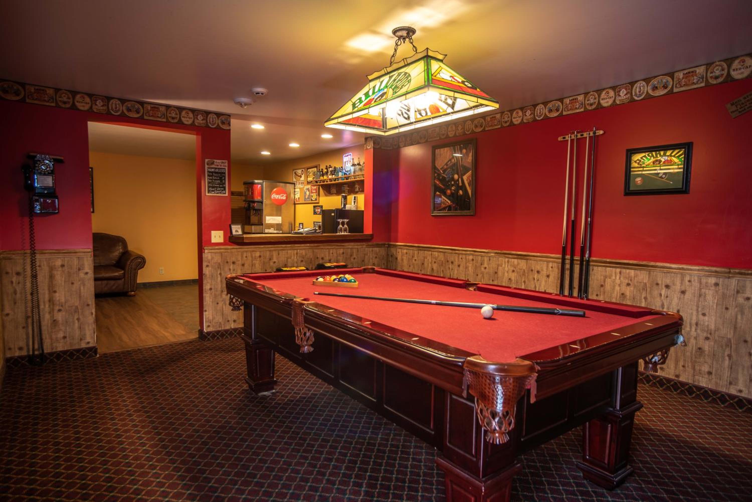 Logan Vacations - The Anniversary Inn - Logan - Property Image 161