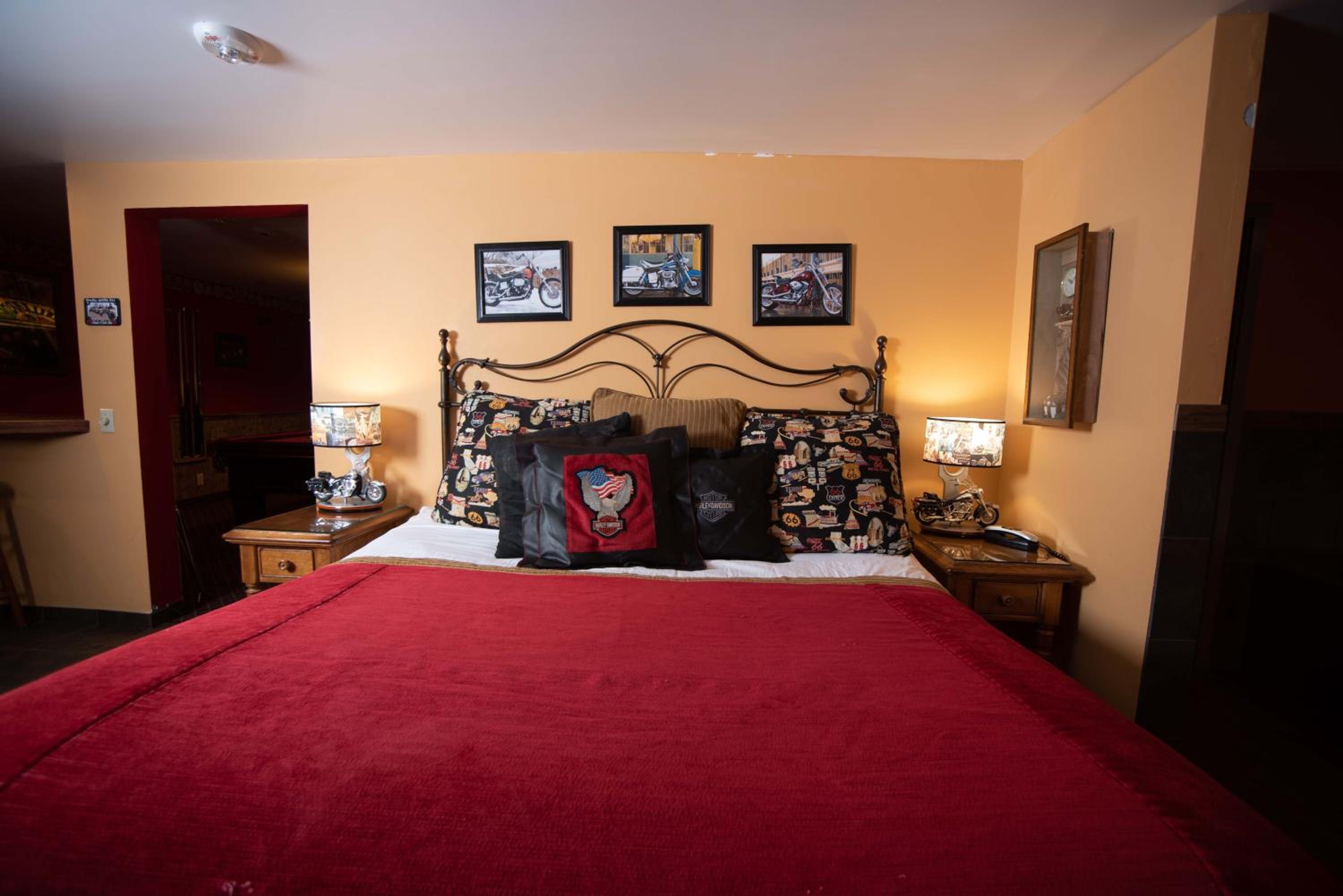Logan Vacations - The Anniversary Inn - Logan - Property Image 164