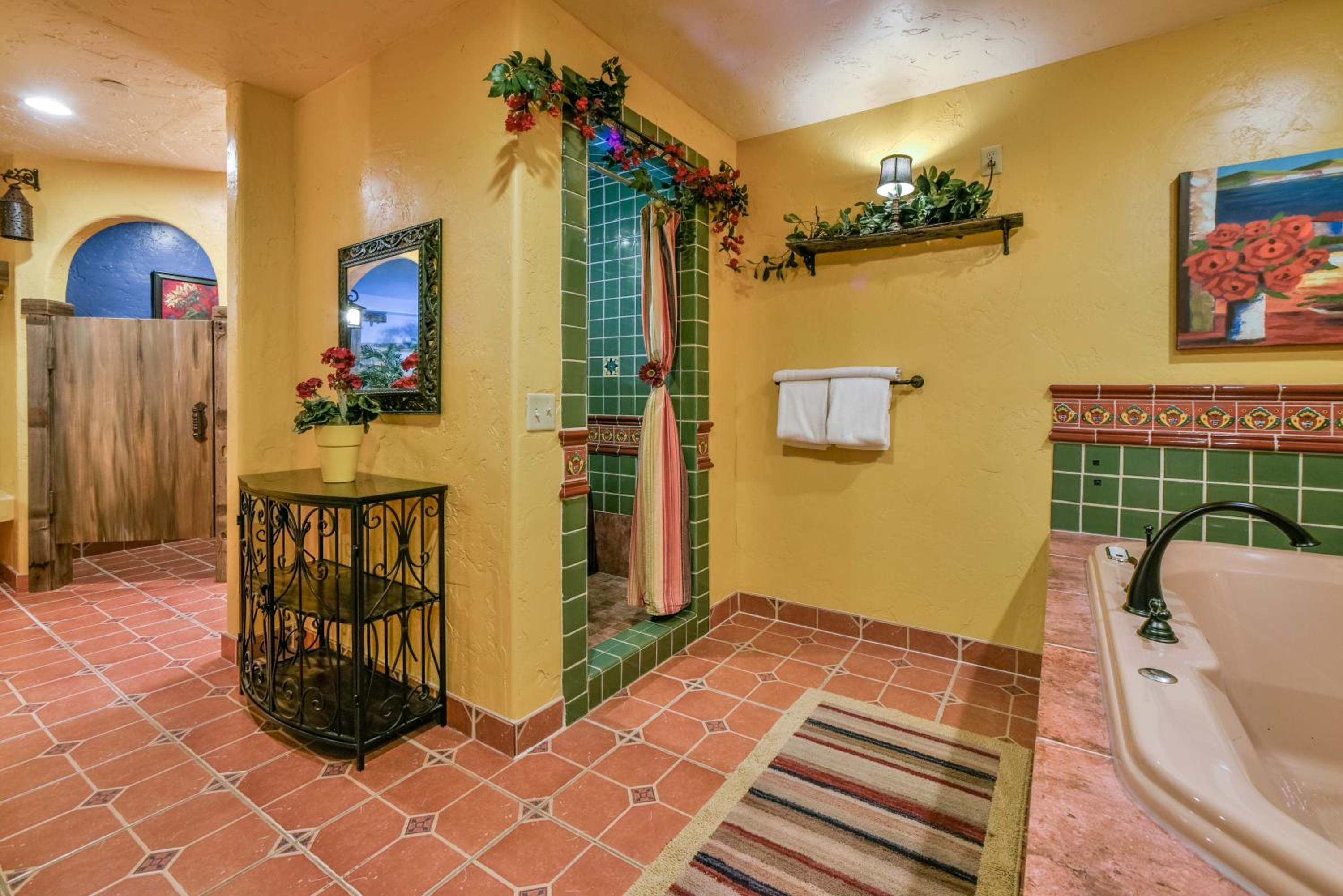 Logan Vacations - The Anniversary Inn - Logan - Property Image 184