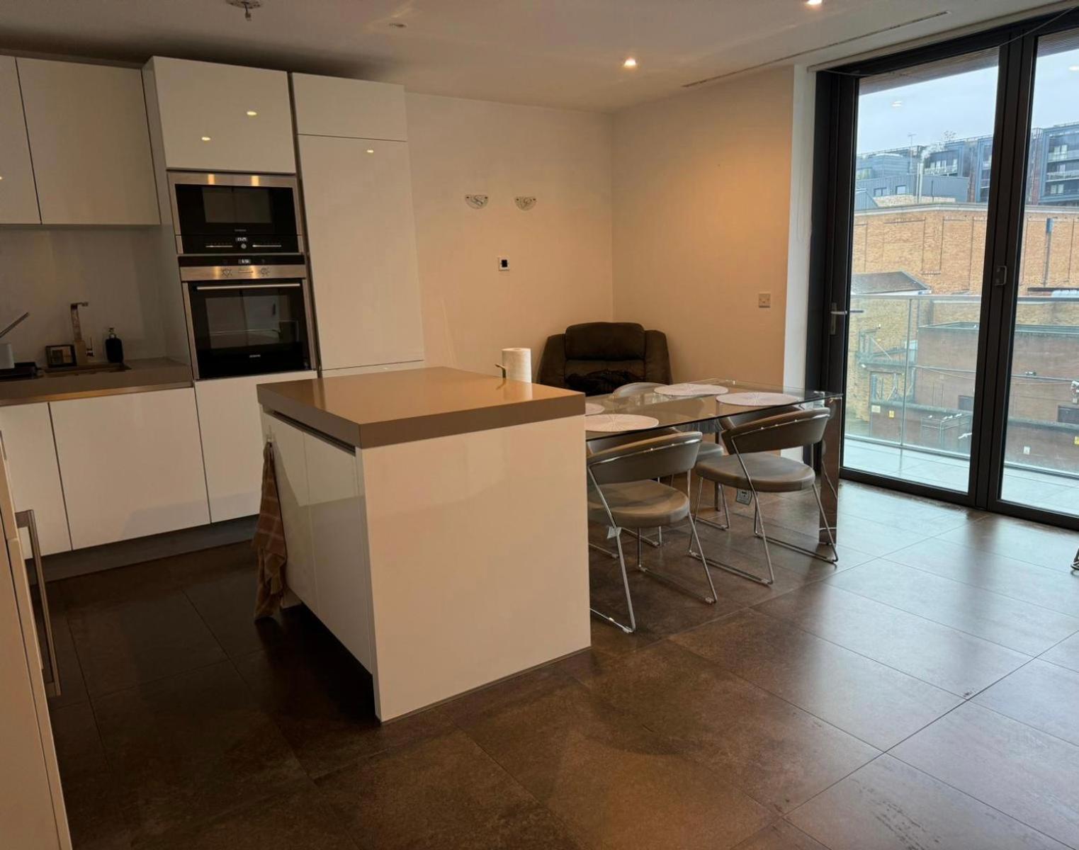 Shared Apartment in Central London