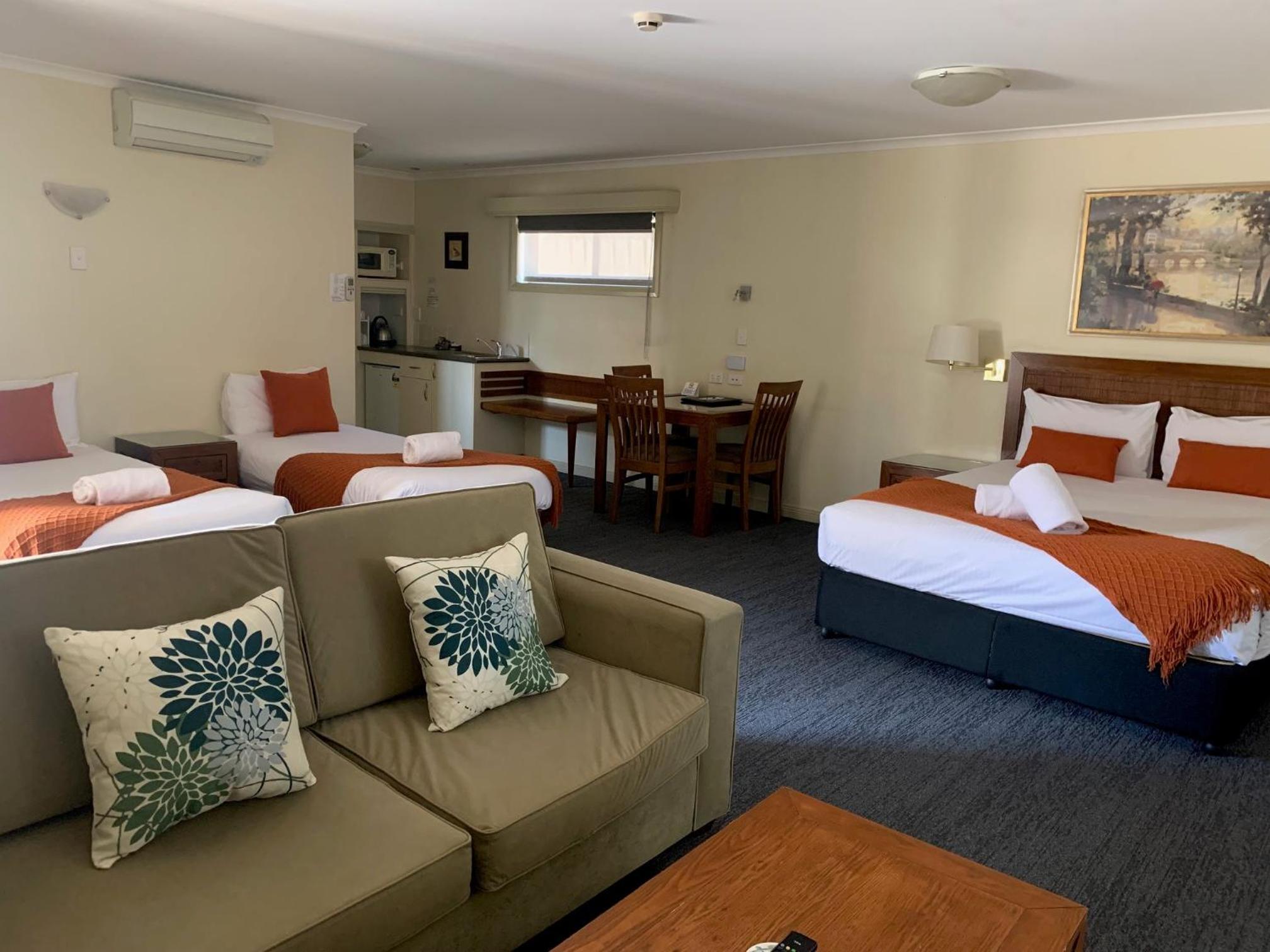 Armidale Pines Motel