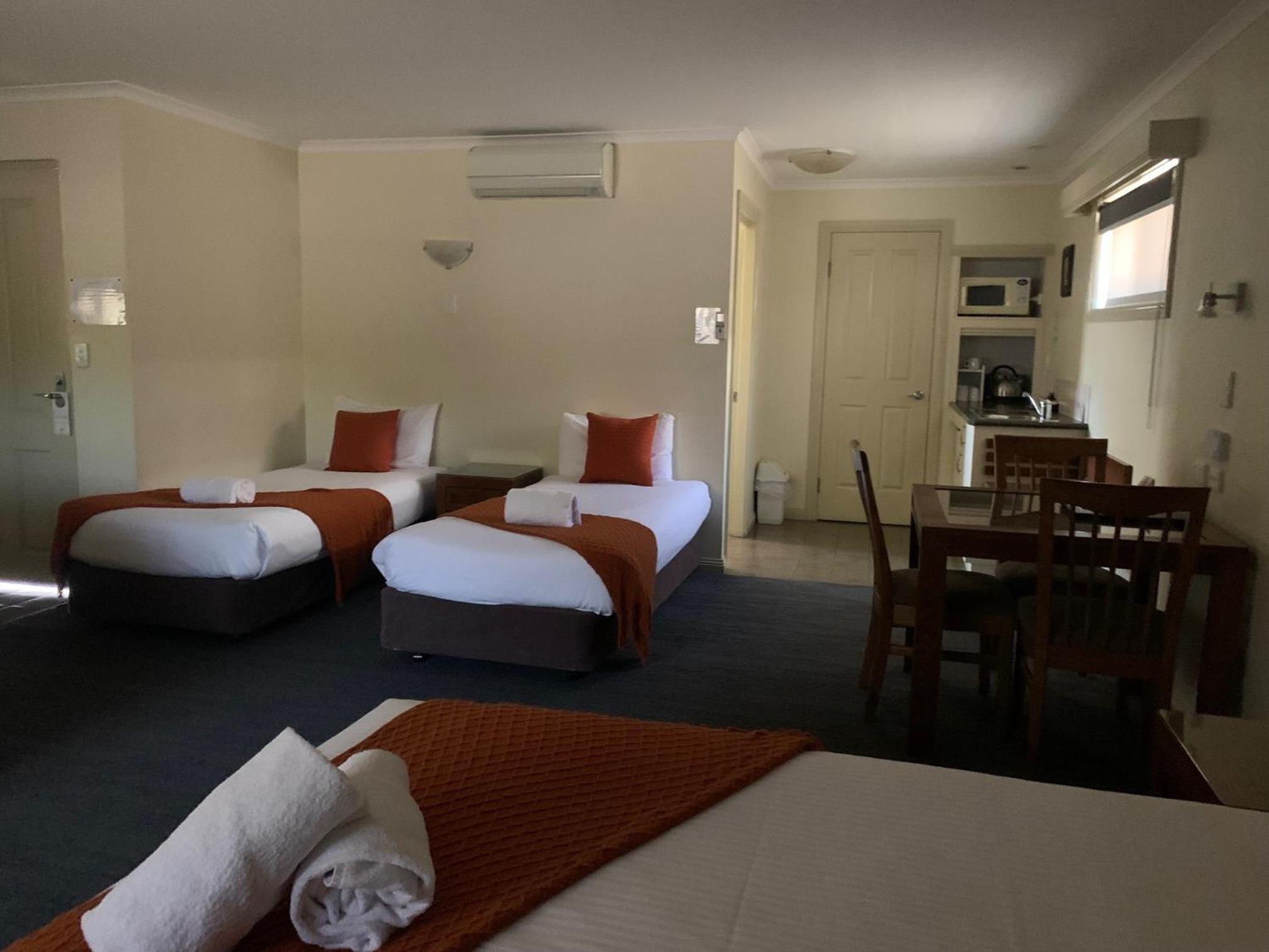 Armidale Pines Motel